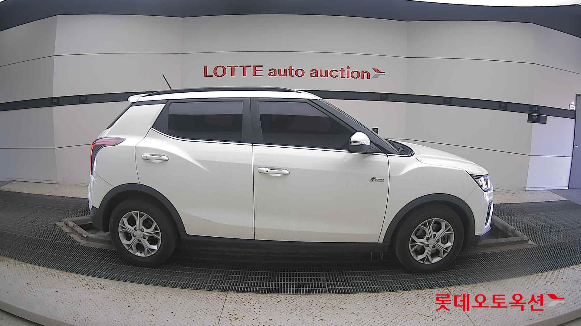 SsangYong Tivoli 2021 Grand White из Кореи, фото 3