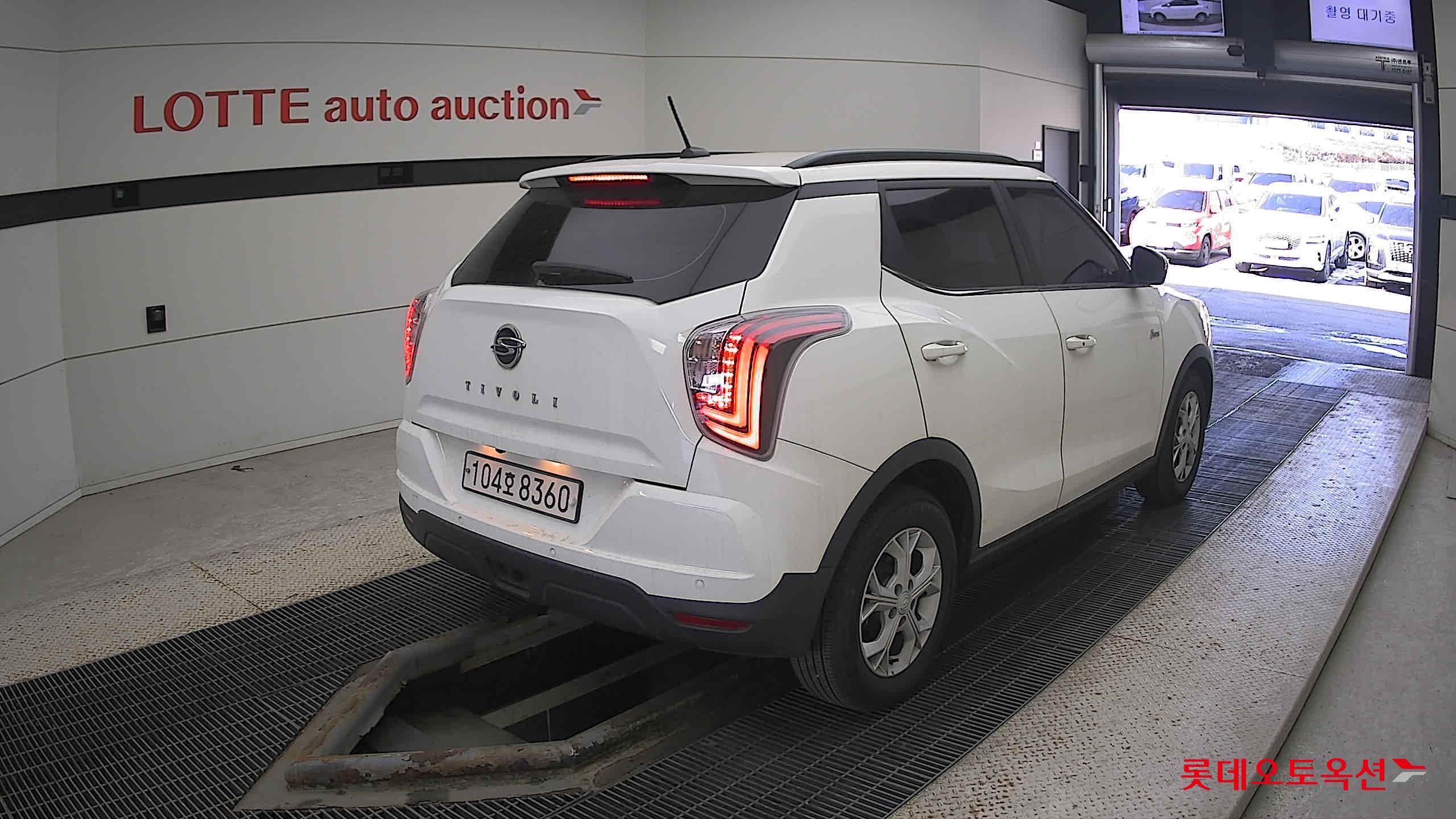 SsangYong Tivoli 2021 Grand White из Кореи, фото 4
