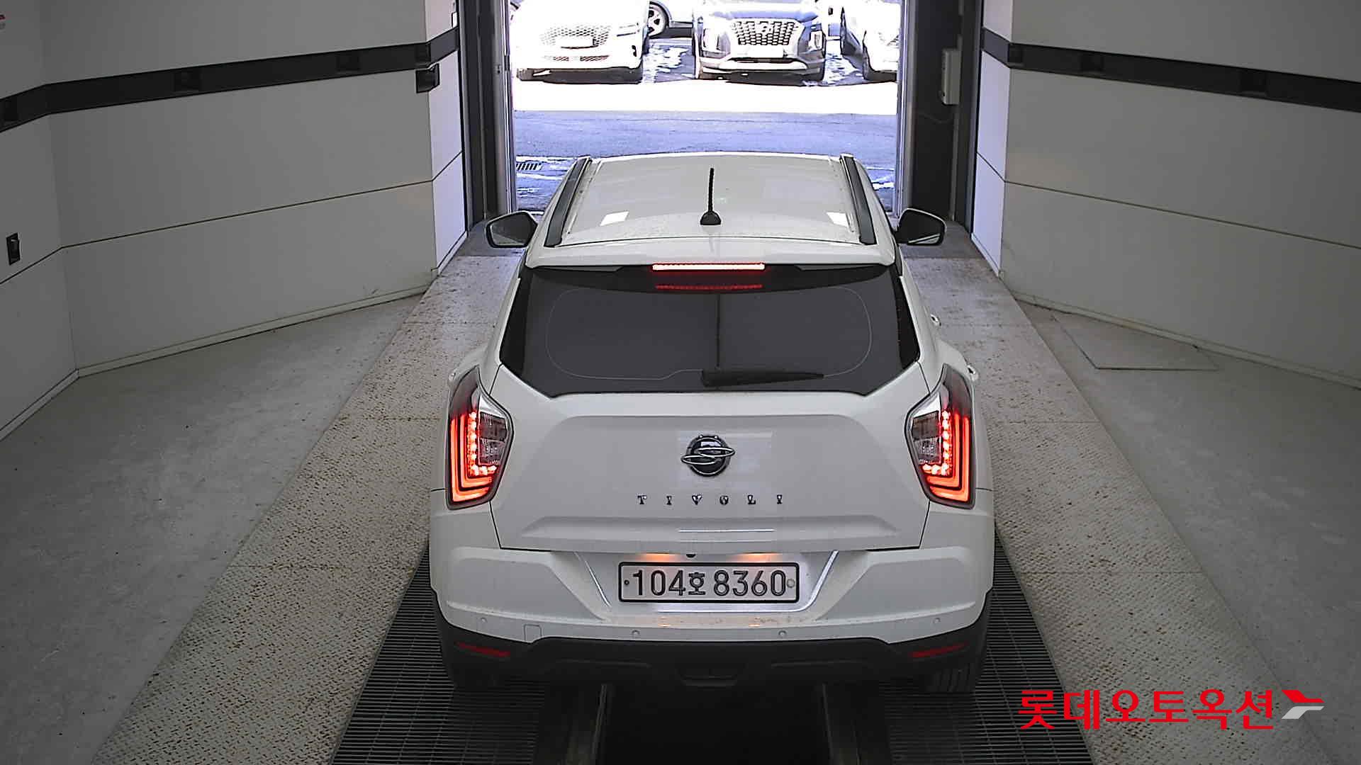 SsangYong Tivoli 2021 Grand White из Кореи, фото 5