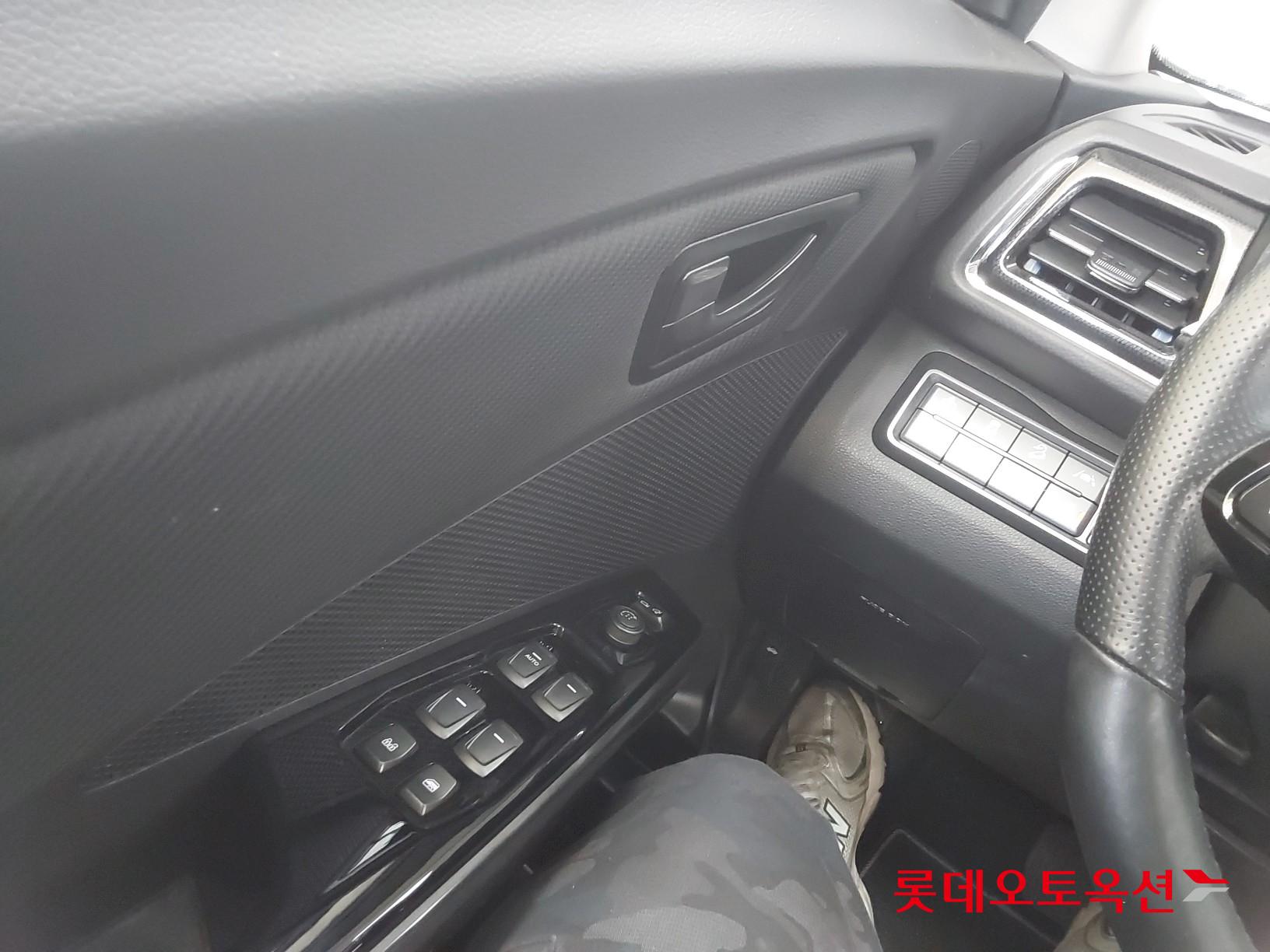 SsangYong Tivoli id 3628879 из Кореи 28