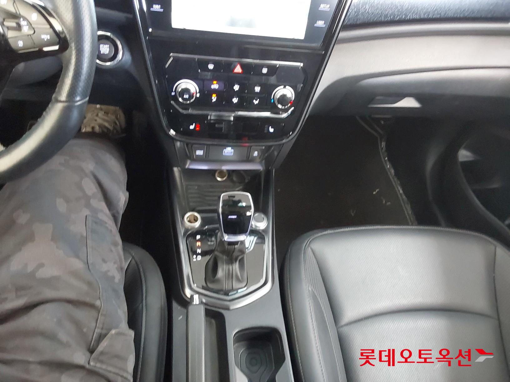 SsangYong Tivoli id 3628879 из Кореи 34