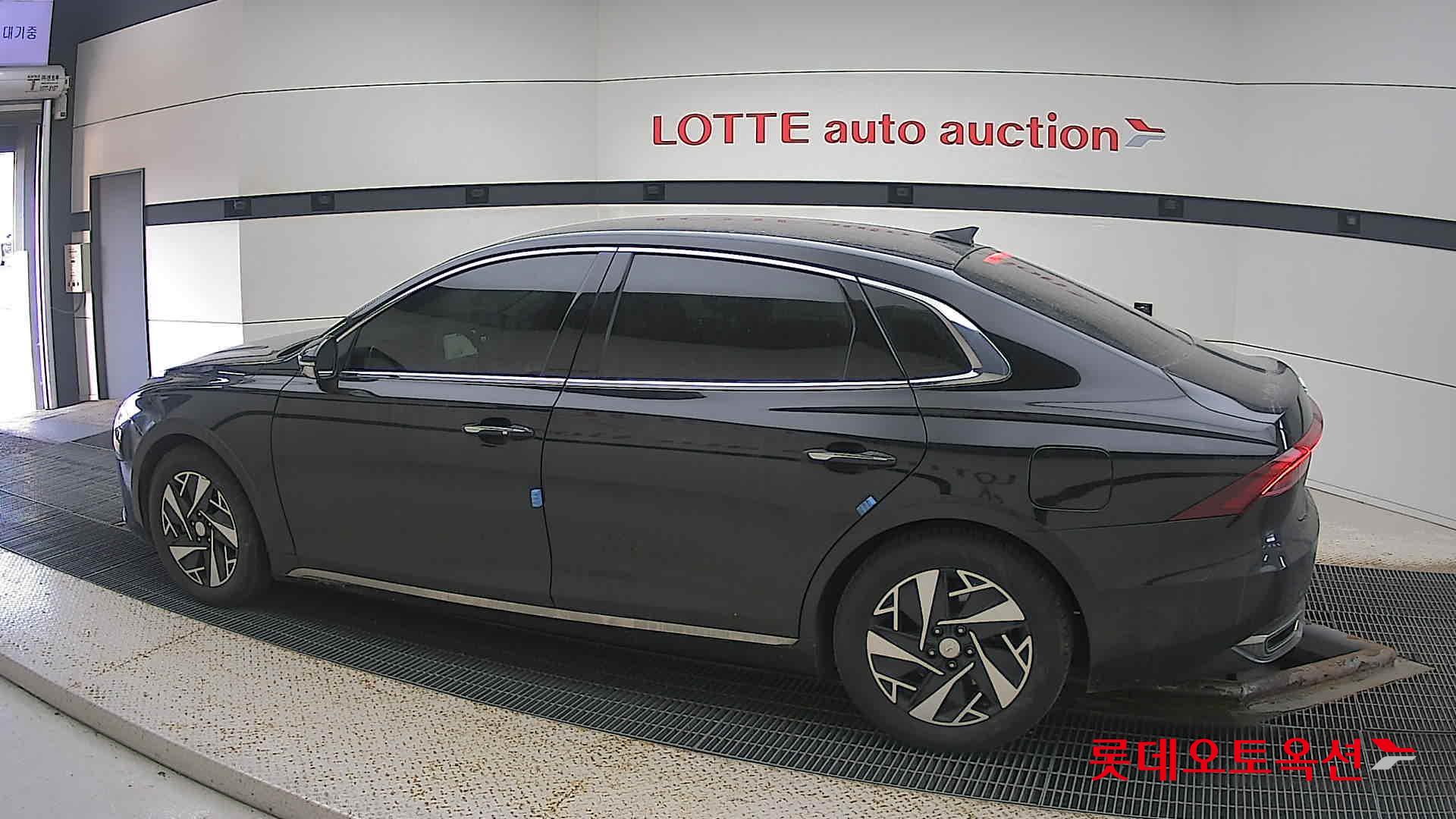 Hyundai Grandeur Hybrid id 3628753 из Кореи 11