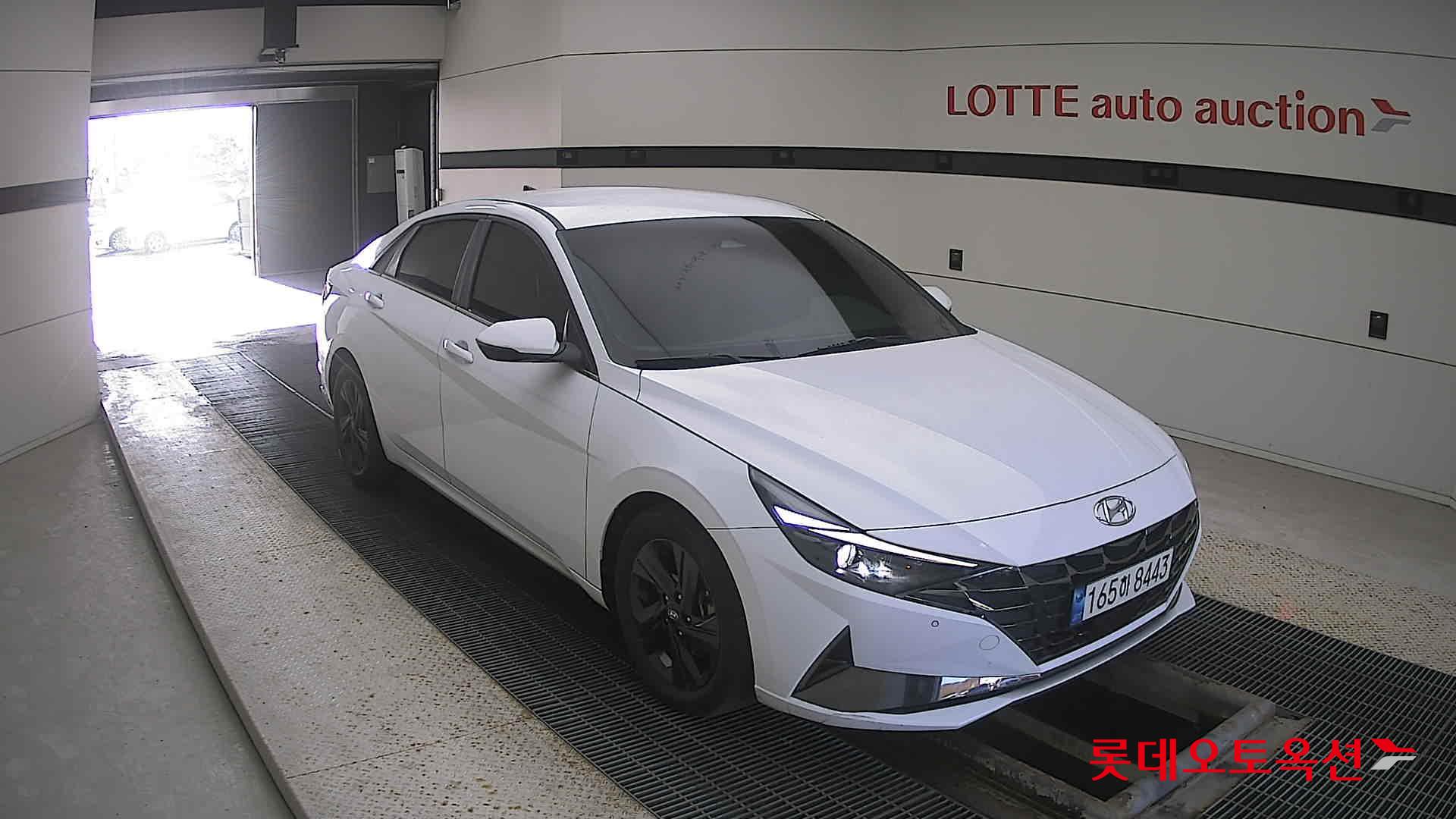 Hyundai Avante 2022 Polar White из Кореи, фото 2