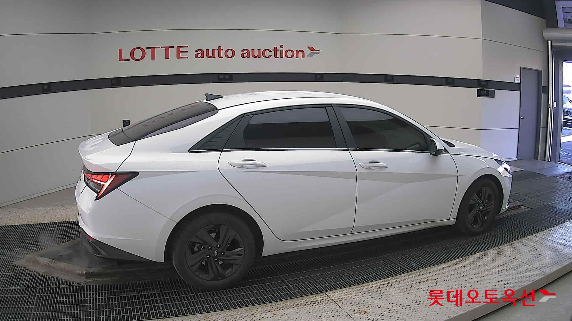 Hyundai Avante id 3633542 из Кореи 18