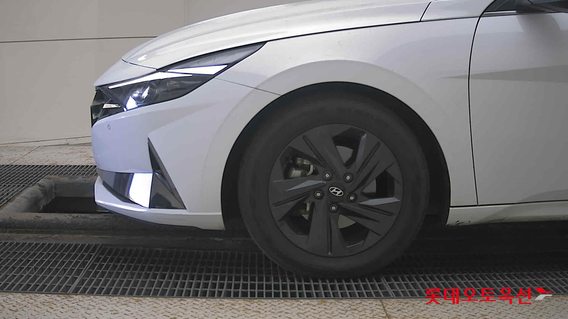 Hyundai Avante id 3633542 из Кореи 21