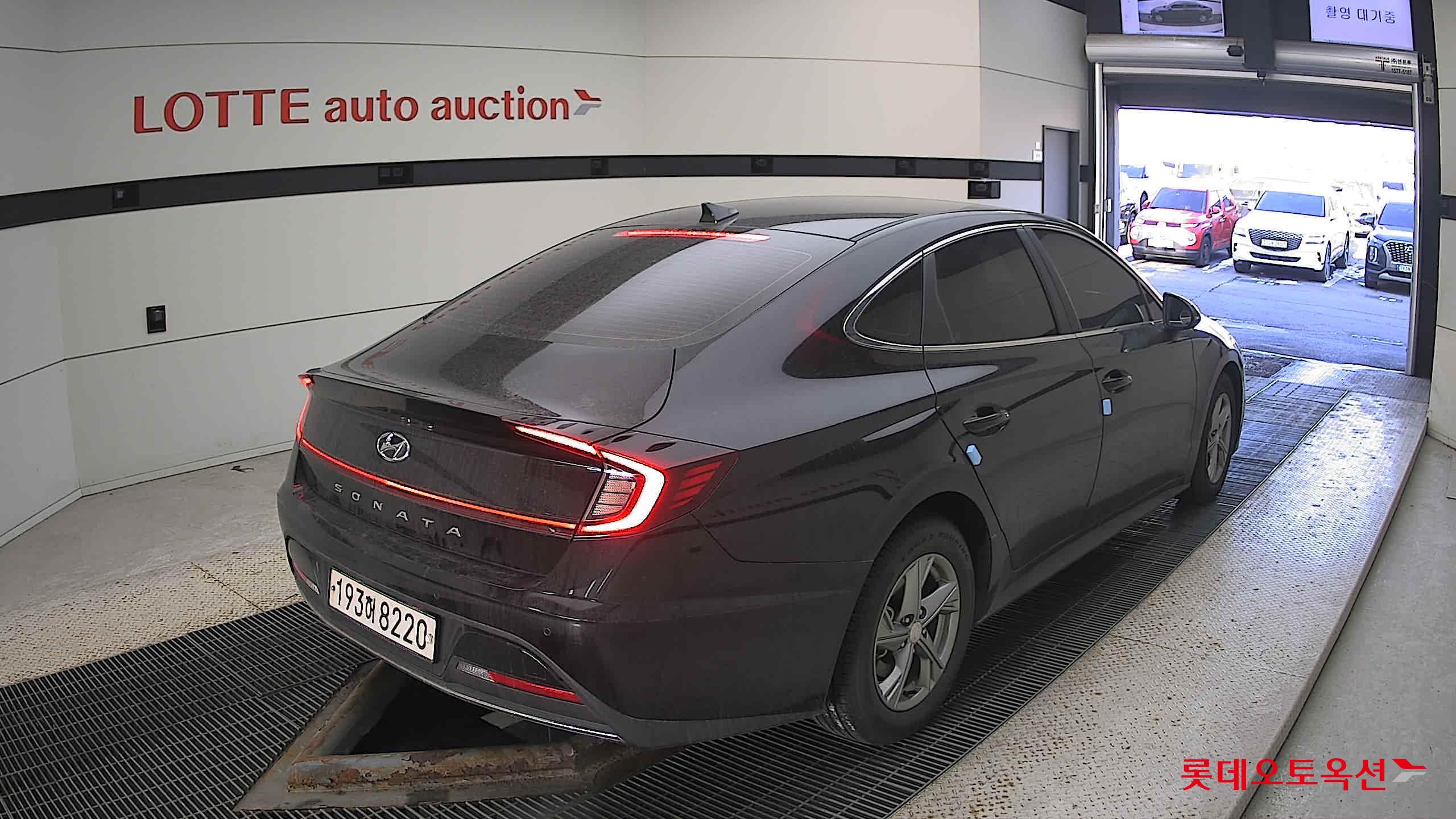 Hyundai Sonata 2023 Abyss Black Pearl из Кореи, фото 4