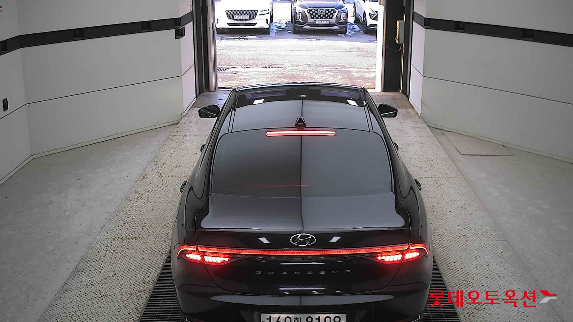 Hyundai Grandeur Hybrid 2022 Midnight Black Pearl из Кореи, фото 5