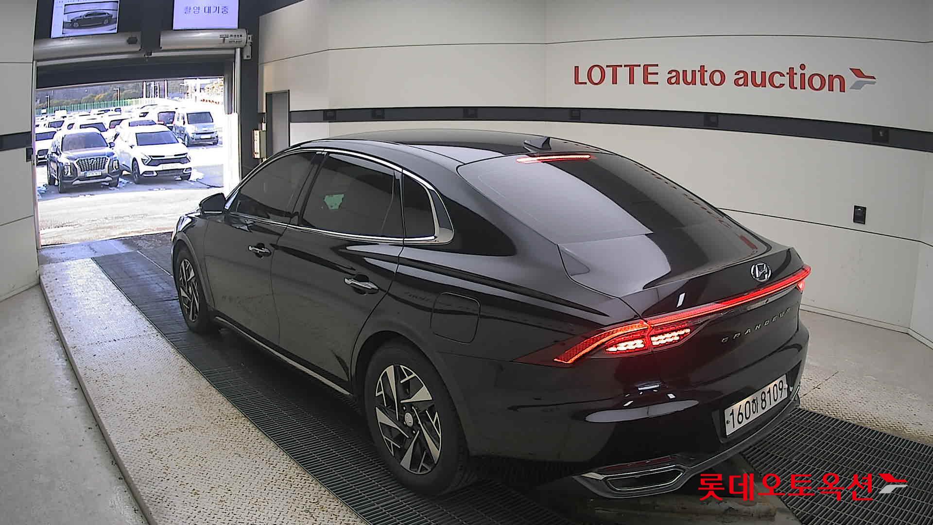 Hyundai Grandeur Hybrid 2022 Midnight Black Pearl из Кореи, фото 6