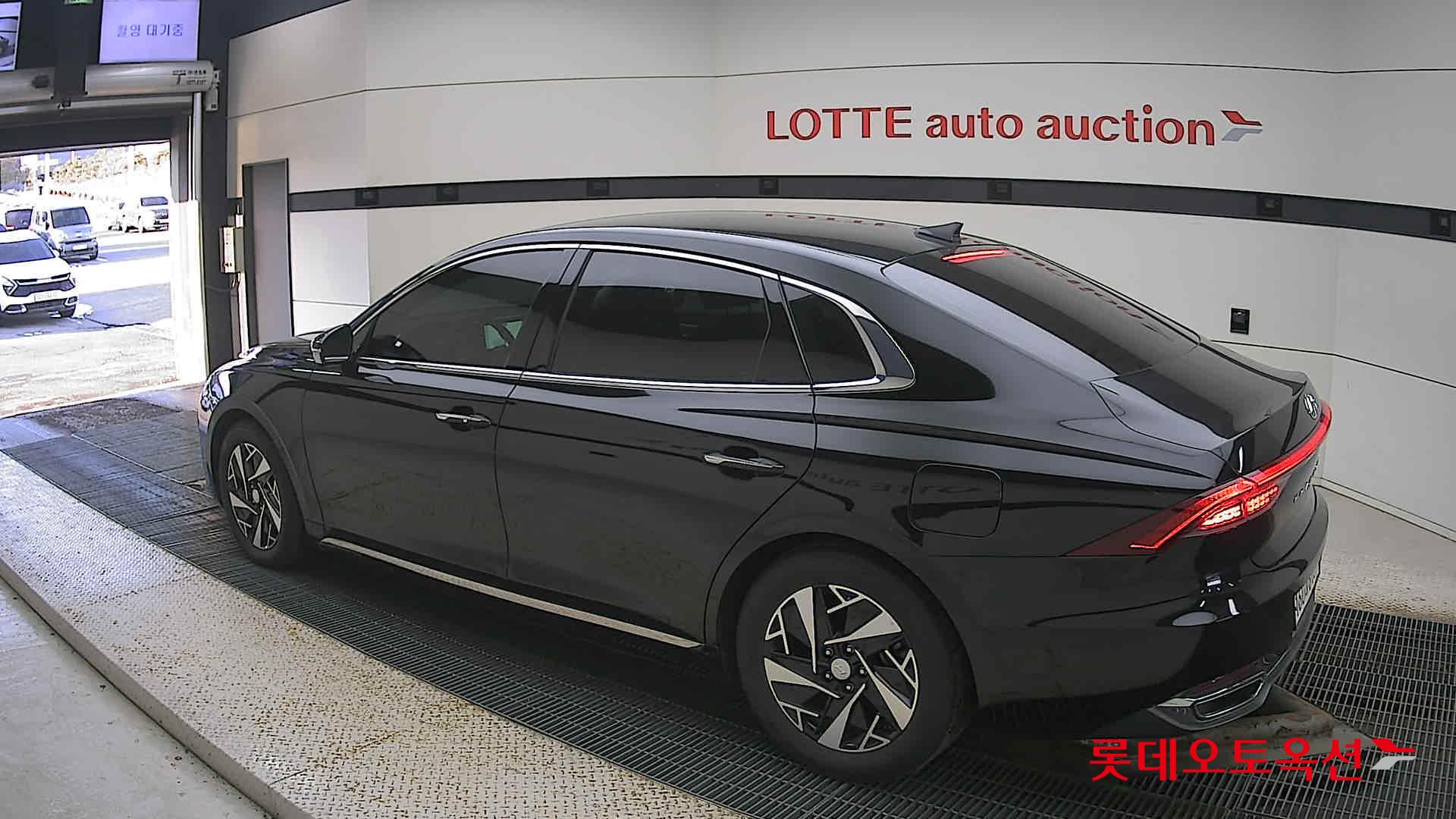 Hyundai Grandeur Hybrid id 3628749 из Кореи 10