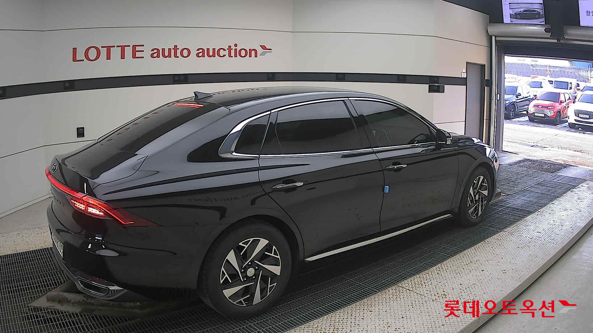 Hyundai Grandeur Hybrid id 3628749 из Кореи 19