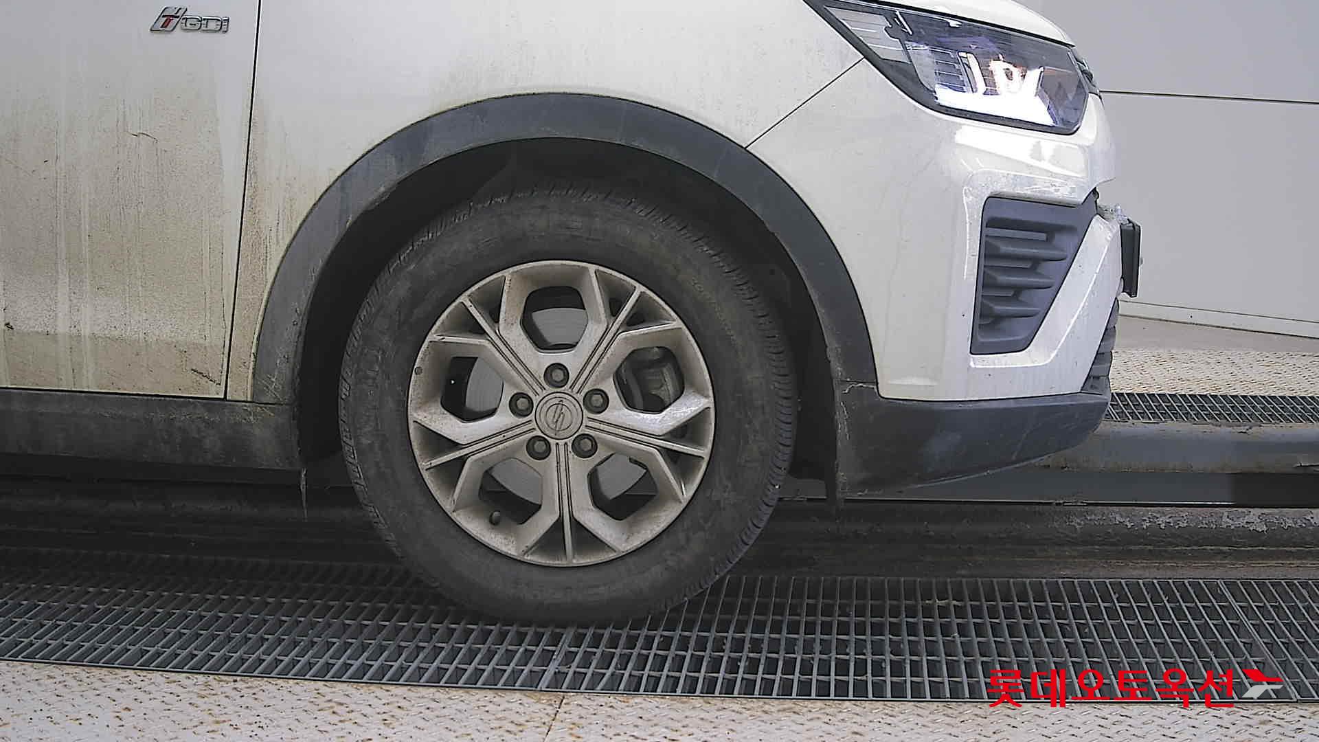 SsangYong Tivoli id 3628869 из Кореи 23