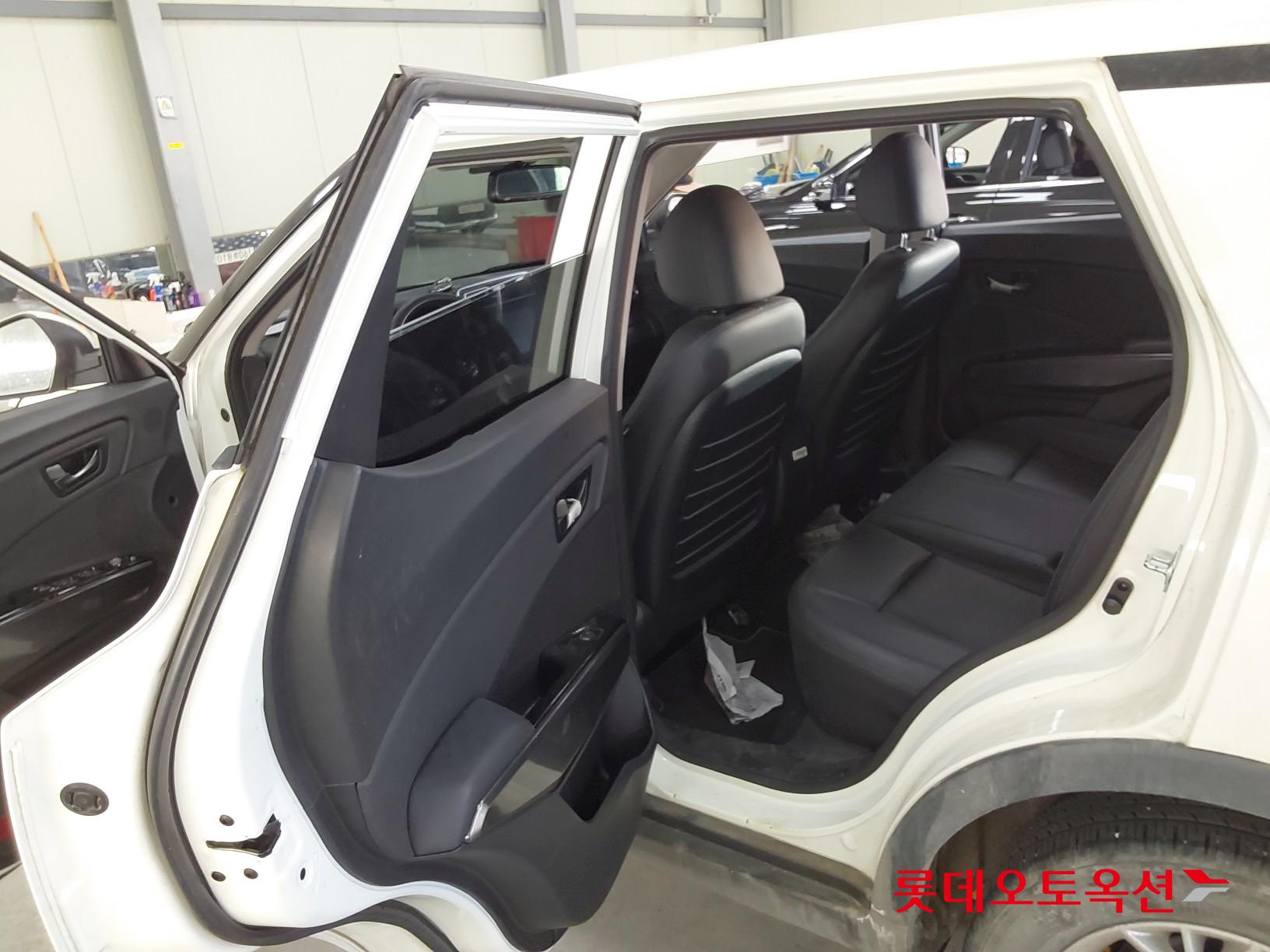 SsangYong Tivoli id 3628869 из Кореи 37