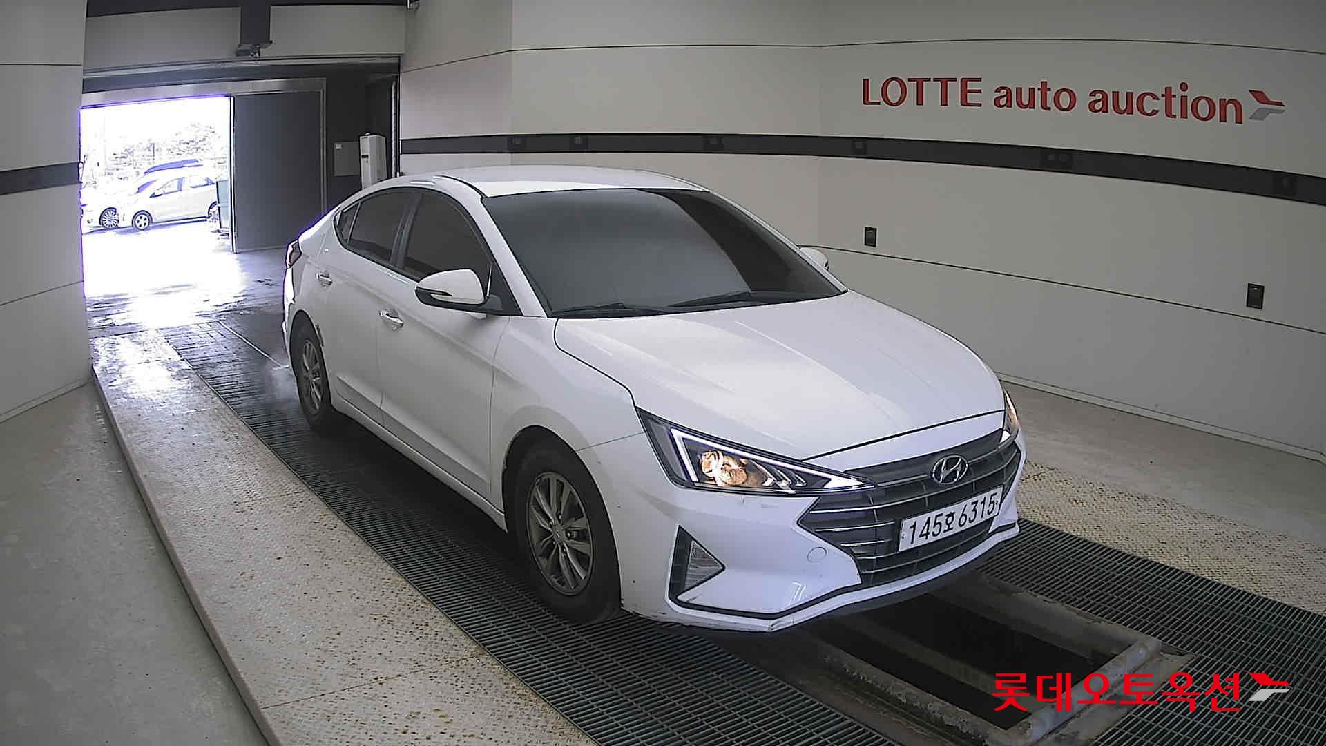 Hyundai Avante 2020 Polar White из Кореи, фото 2