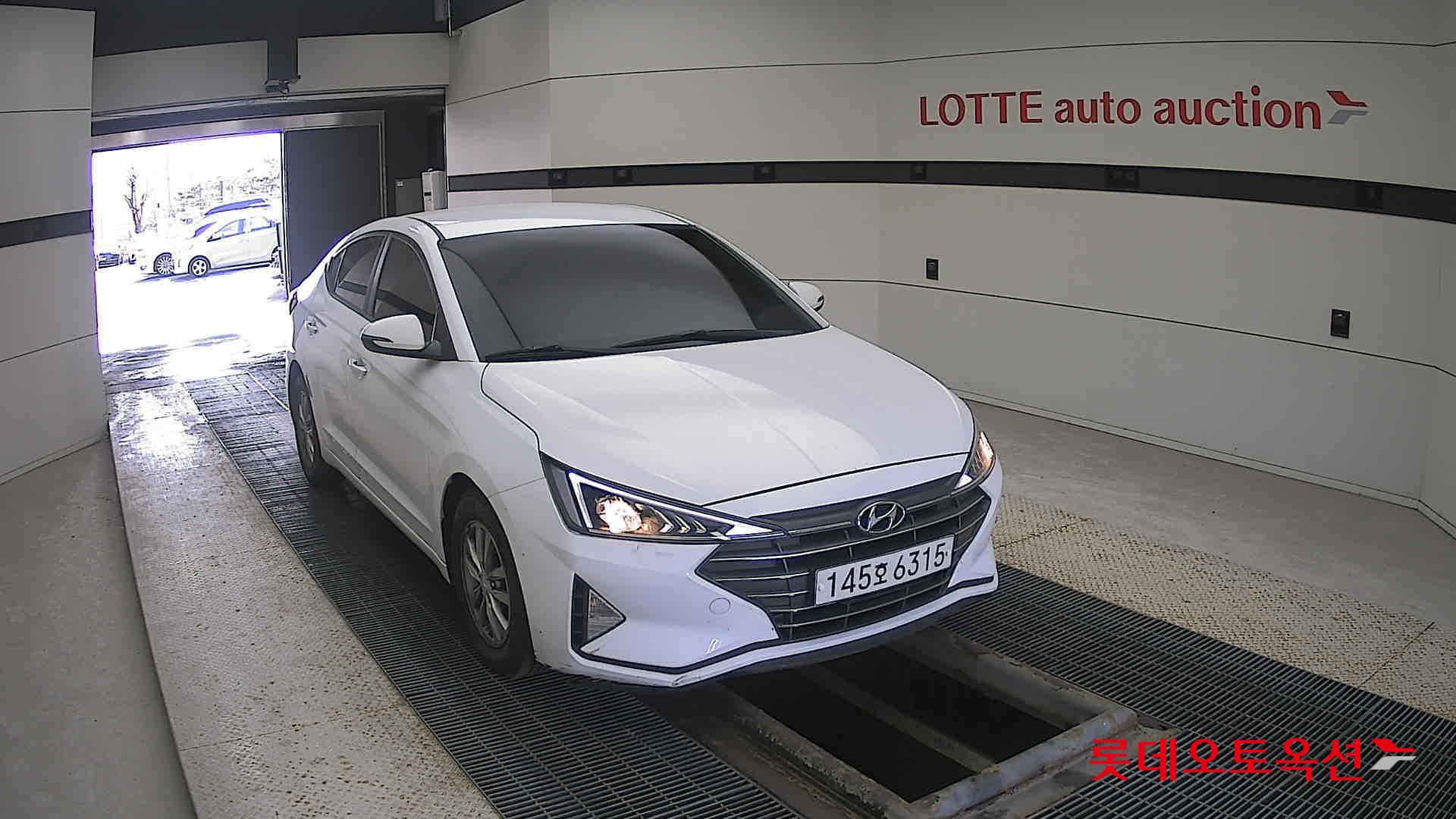 Hyundai Avante id 3633553 из Кореи 15