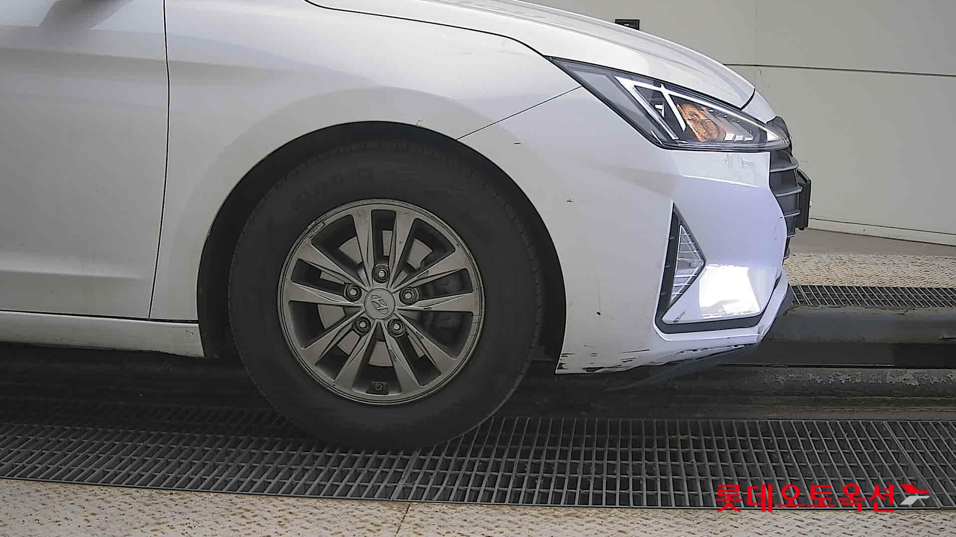 Hyundai Avante id 3633553 из Кореи 23