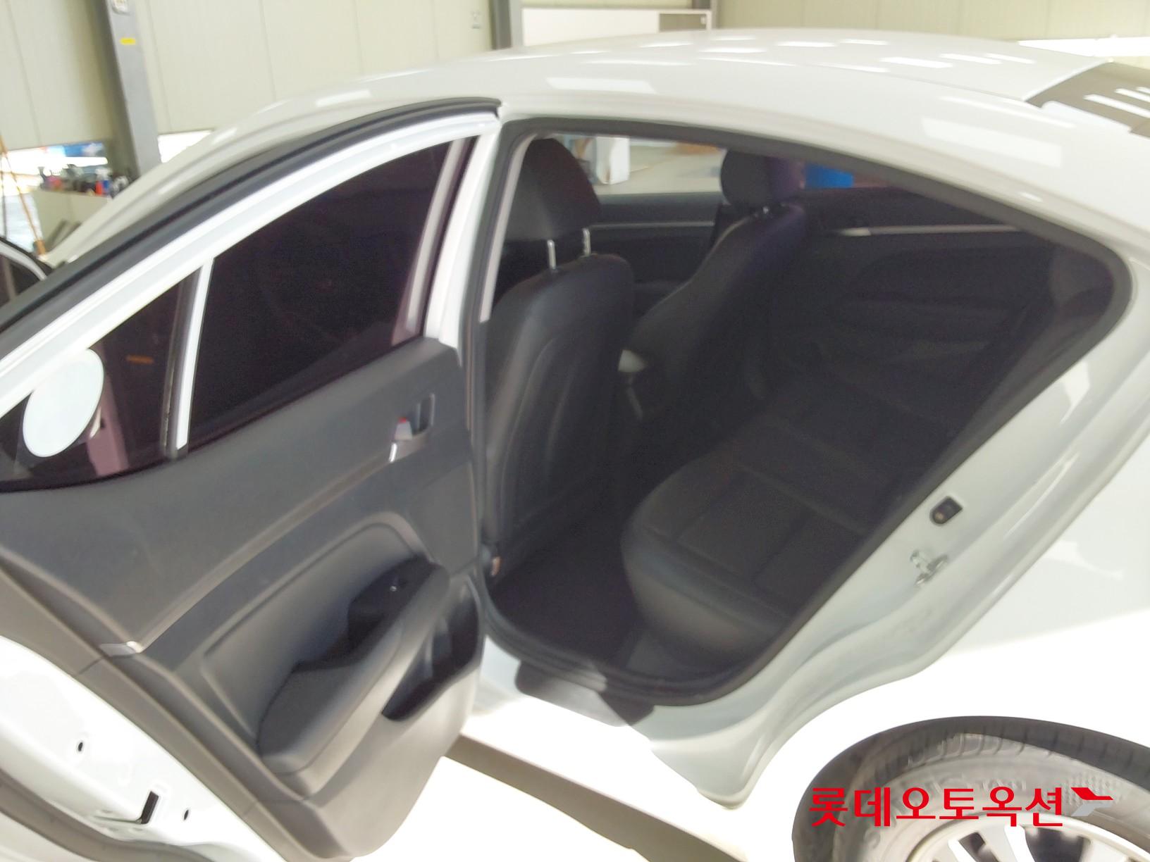 Hyundai Avante id 3633553 из Кореи 36