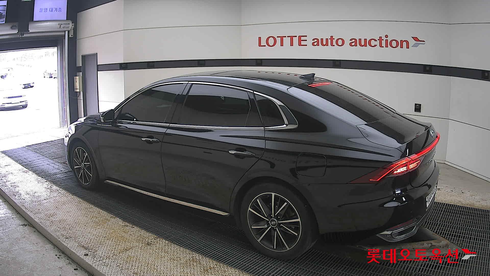 هيونداي جرانجر 2020 - صورة 15