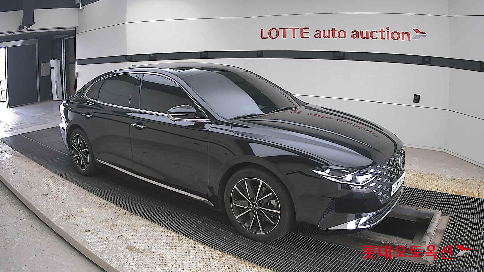 هيونداي جرانجر 2020 - صورة 23