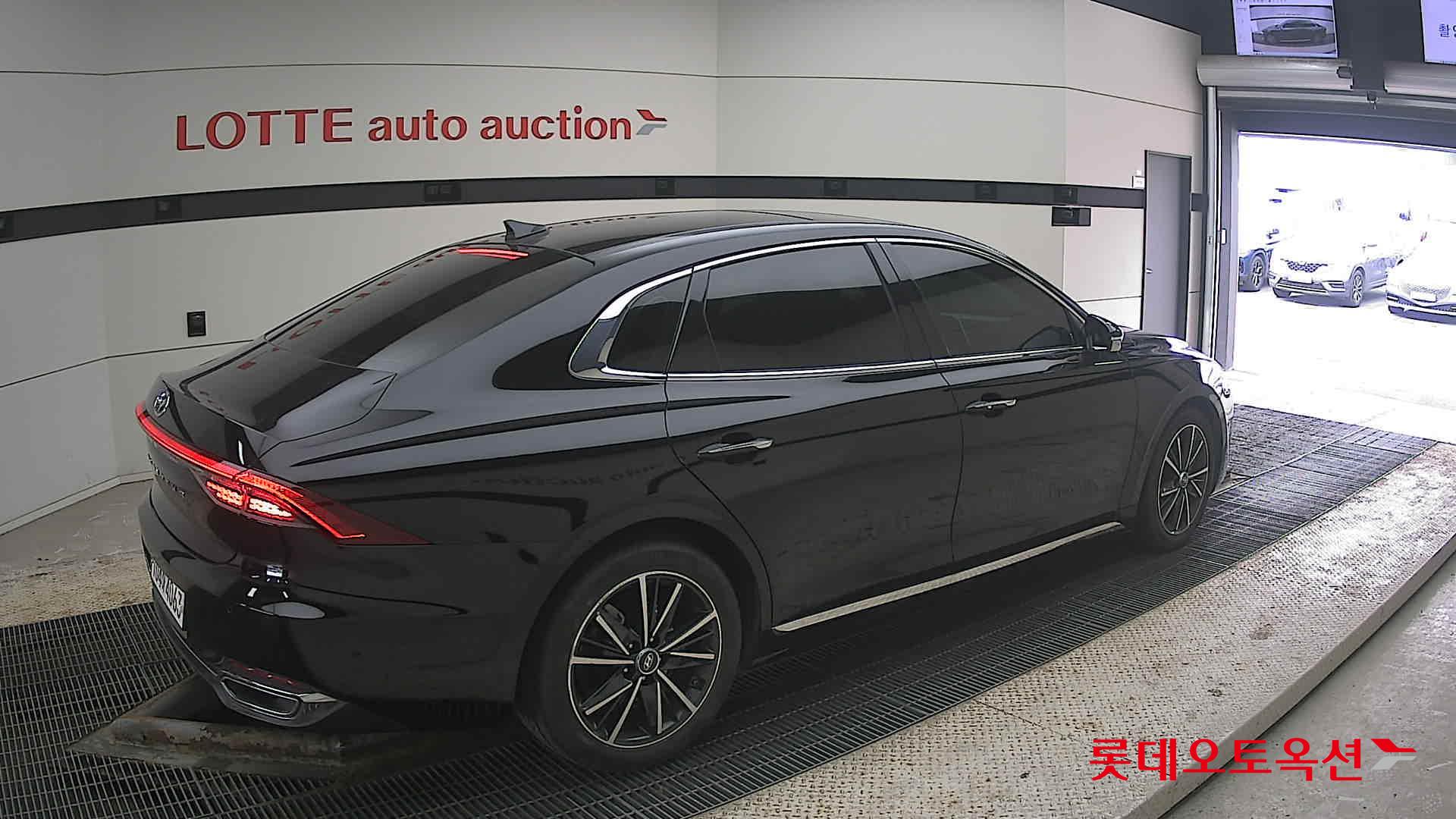 هيونداي جرانجر 2020 - صورة 19