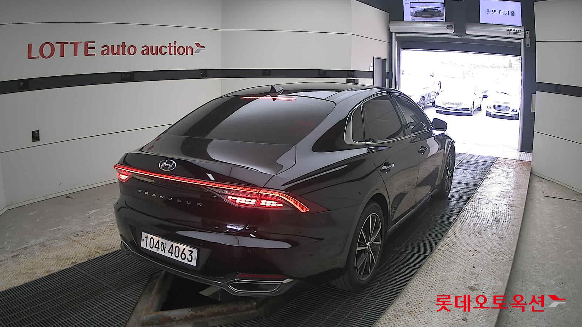 هيونداي جرانجر 2020 - صورة 18