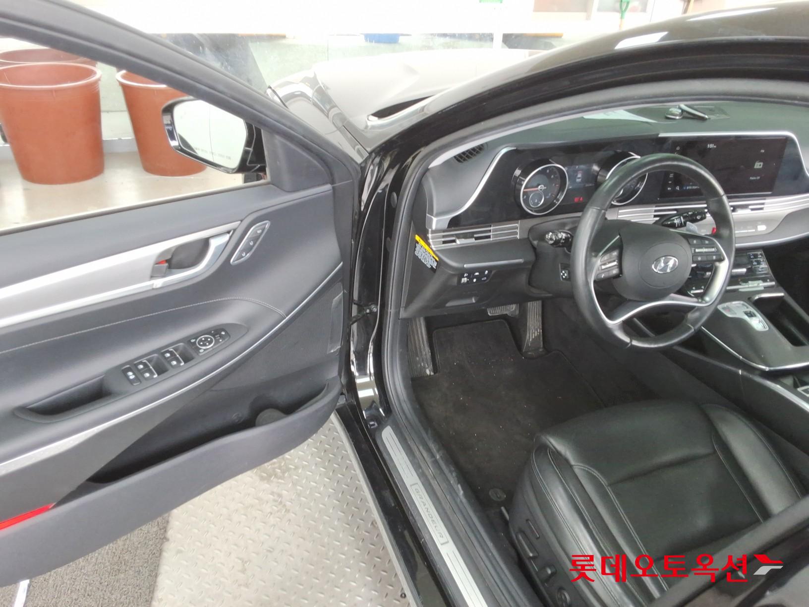 هيونداي جرانجر 2020 - صورة 37