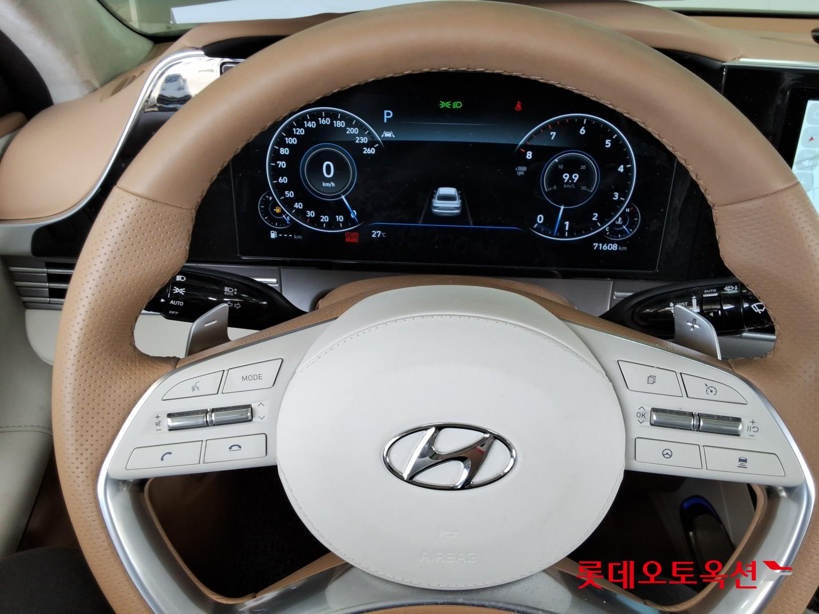 Hyundai Grandeur - 30