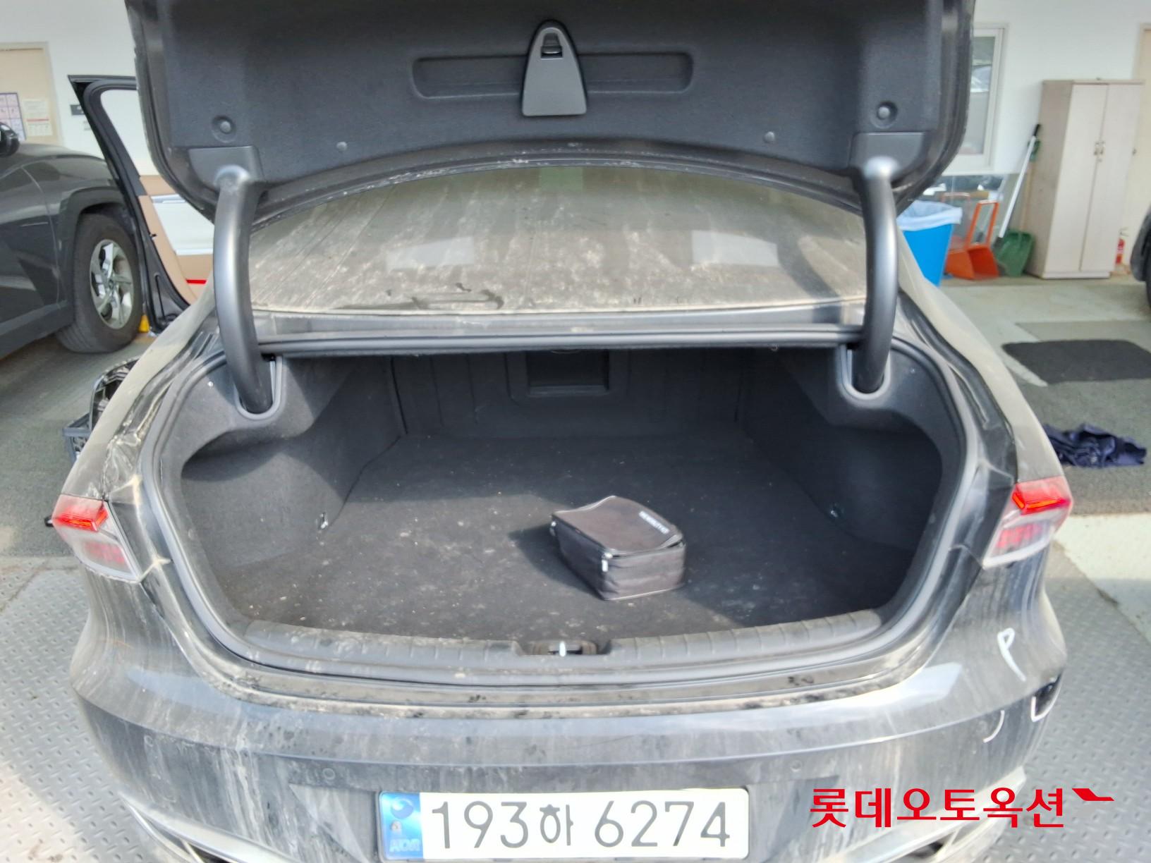 Hyundai Grandeur - 9