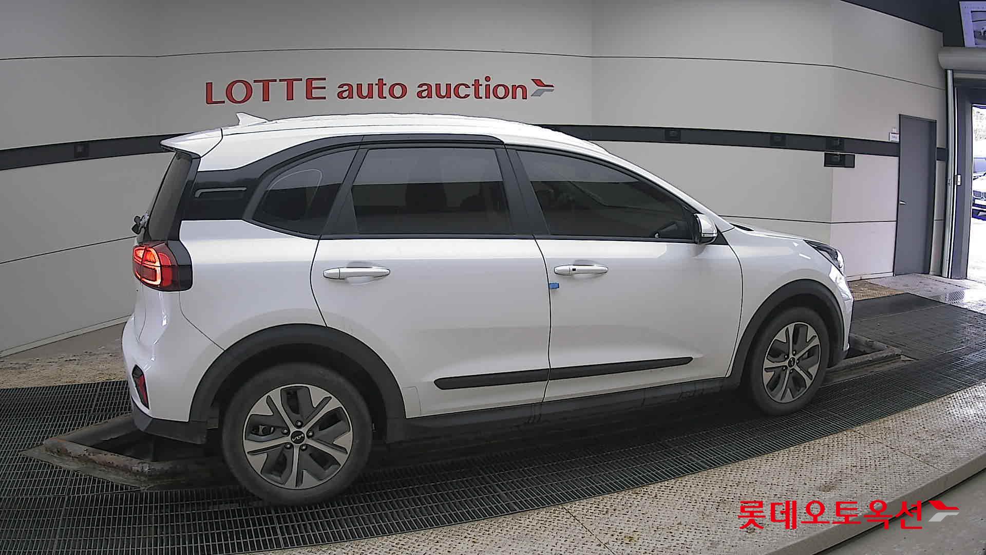 Kia Niro 2023 - Image 20