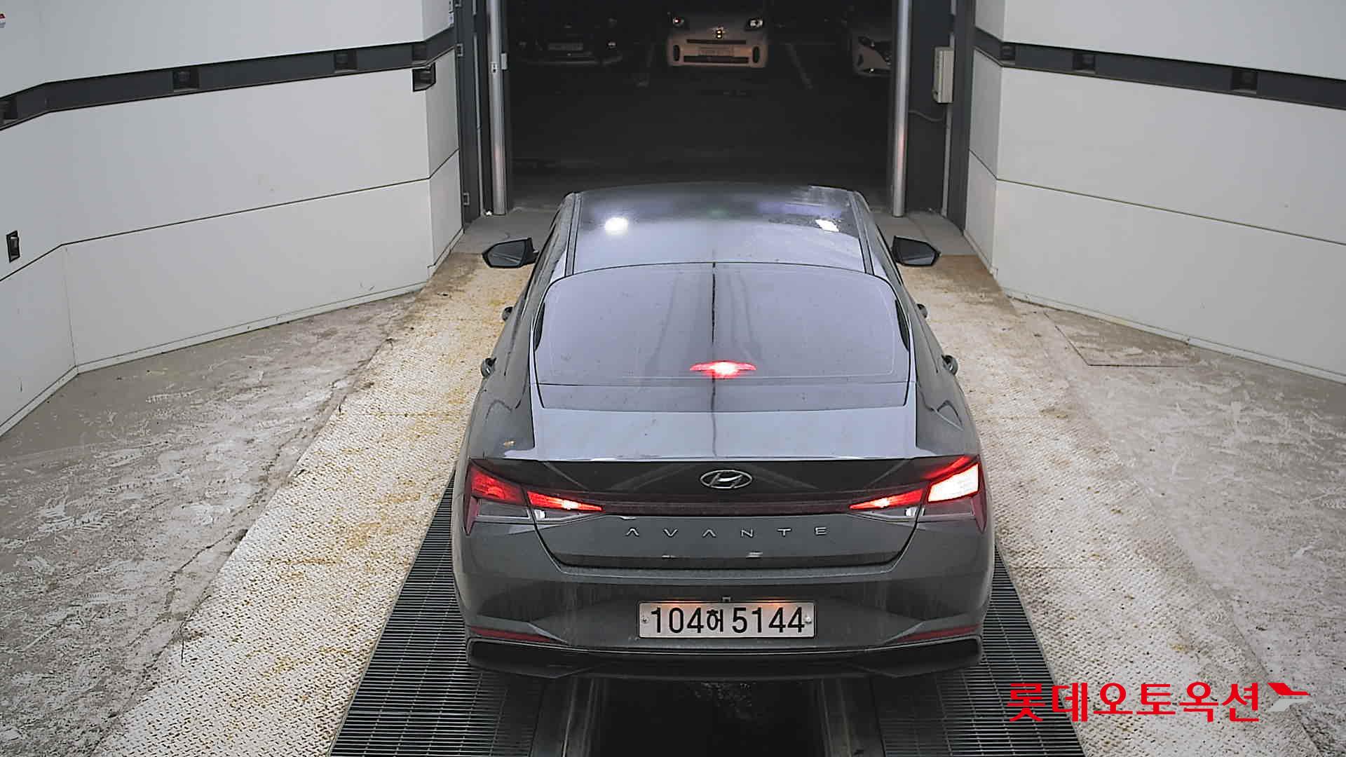 2021 - hyundai avante