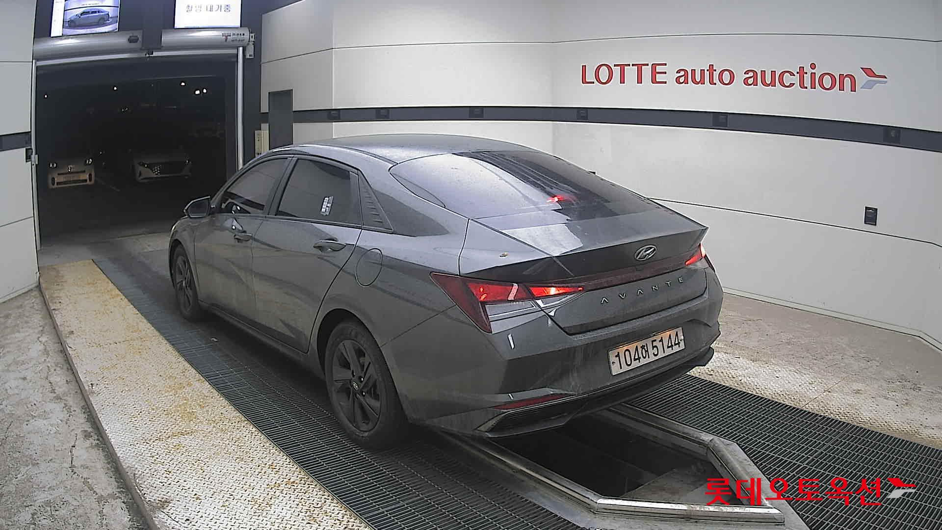 2021 - hyundai avante