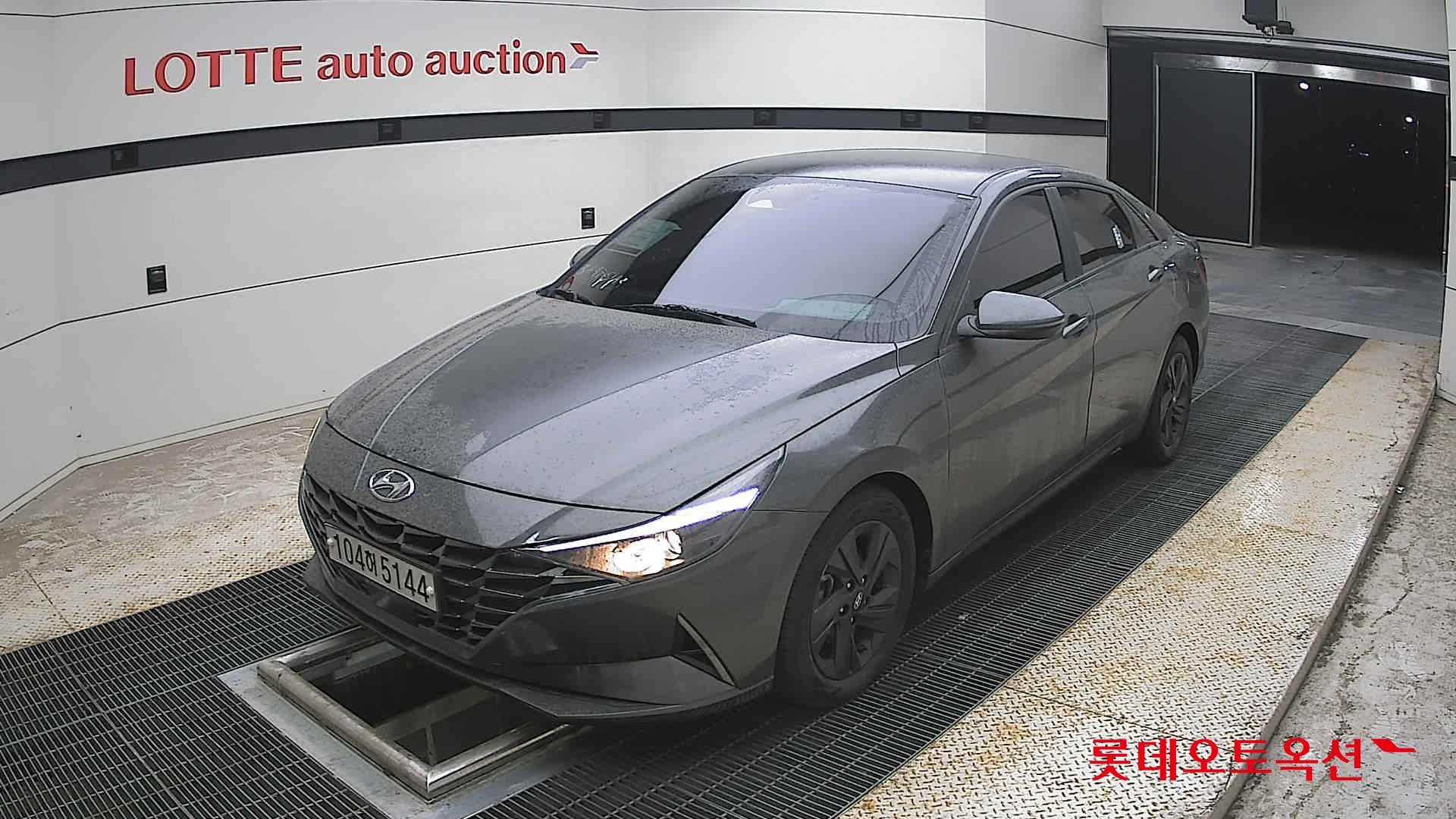 2021 - hyundai avante