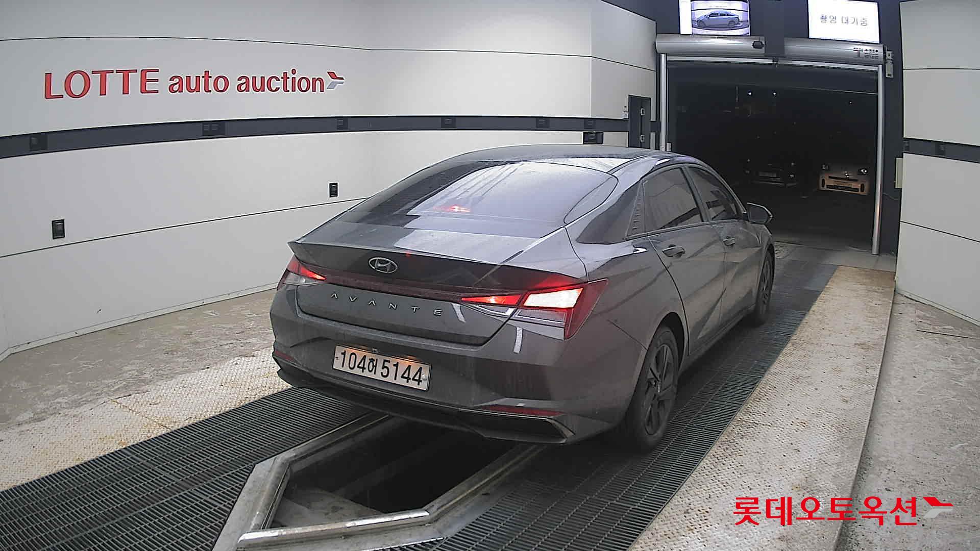 2021 - hyundai avante