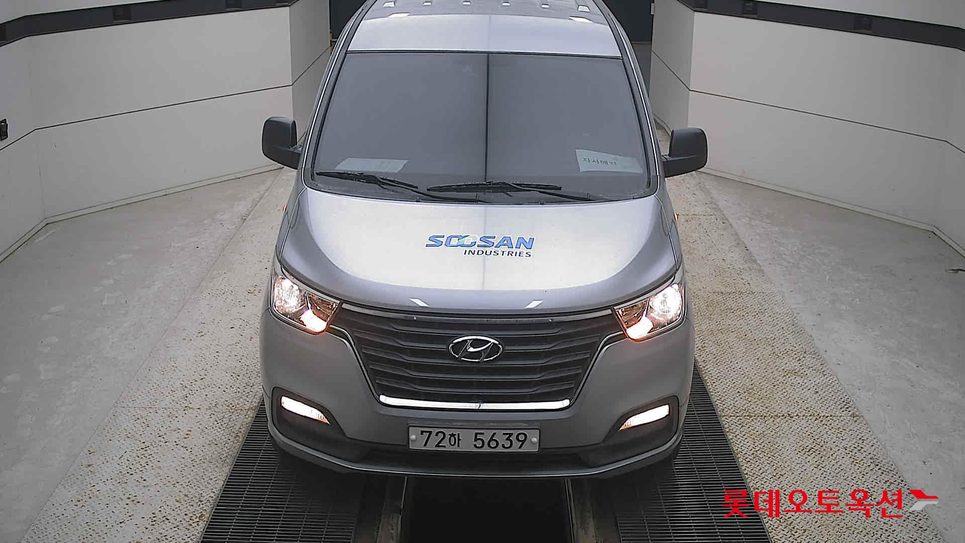 Hyundai Grand Starex
