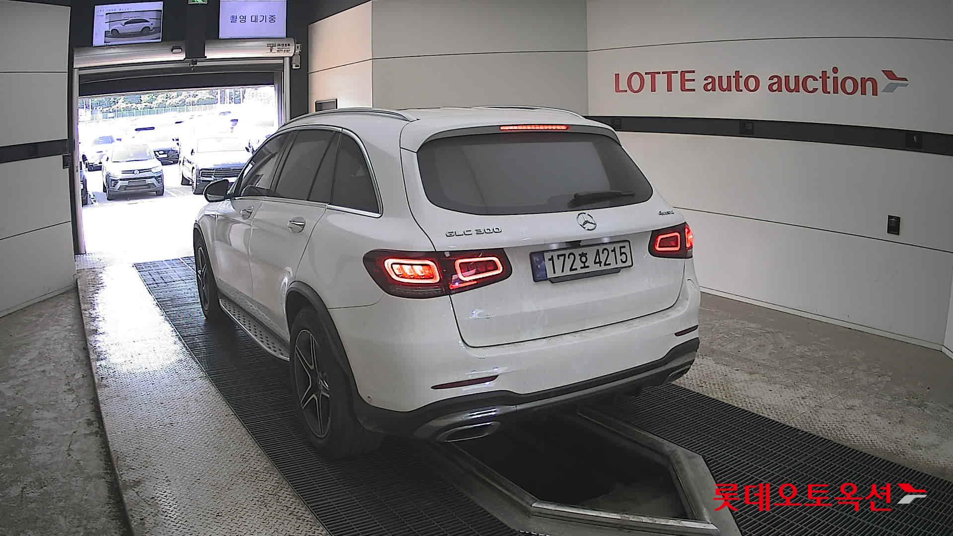 Mercedes-Benz GLC-Class - 16