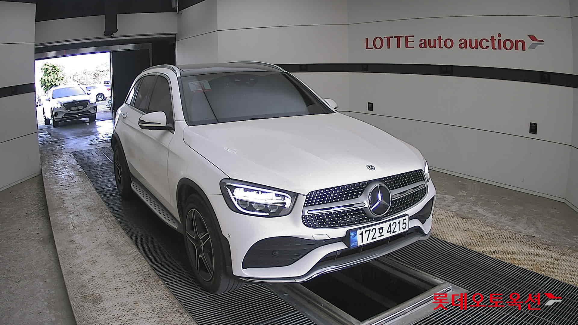 Mercedes-Benz GLC-Class - 24