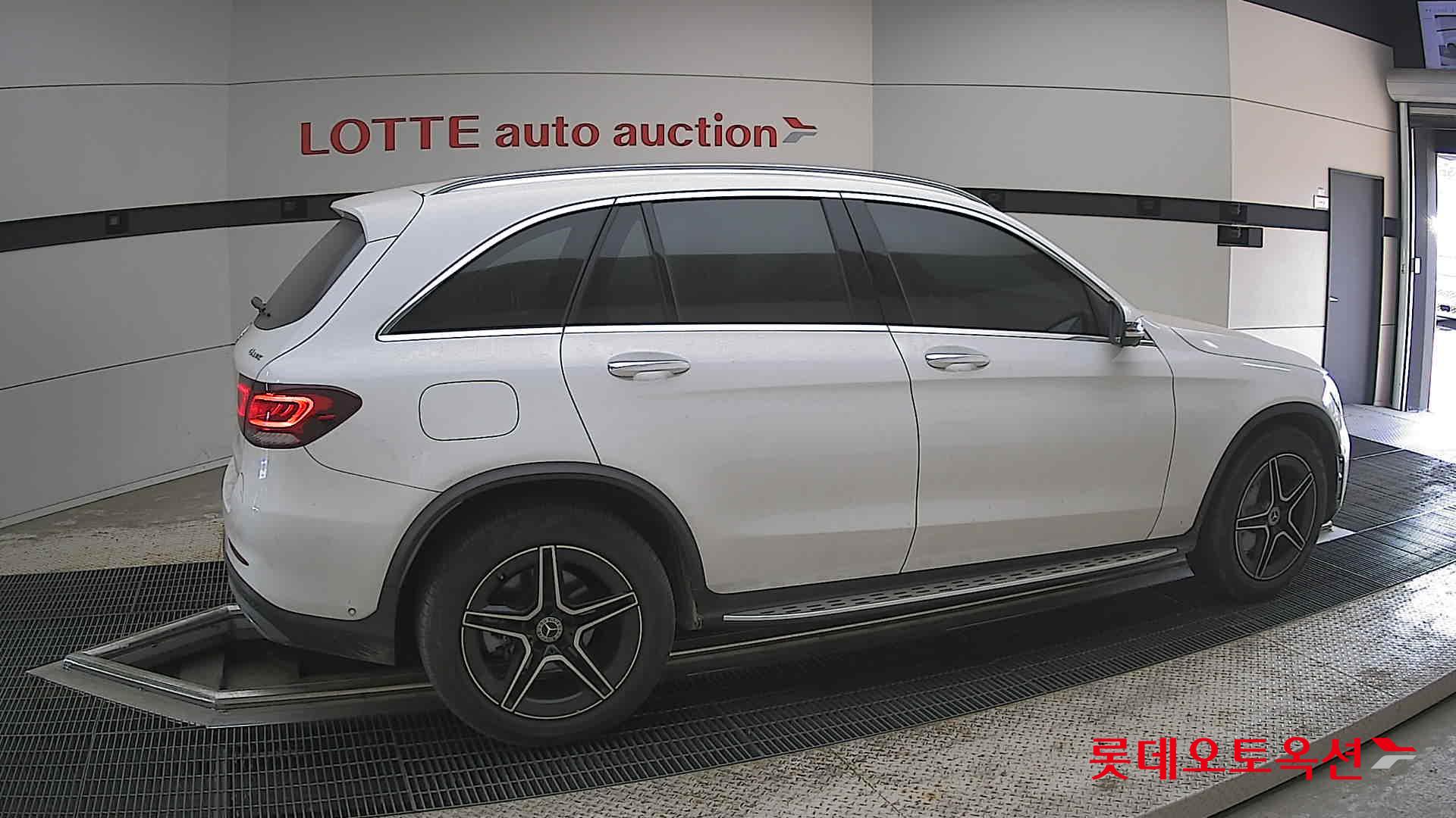 Mercedes-Benz GLC-Class - 20