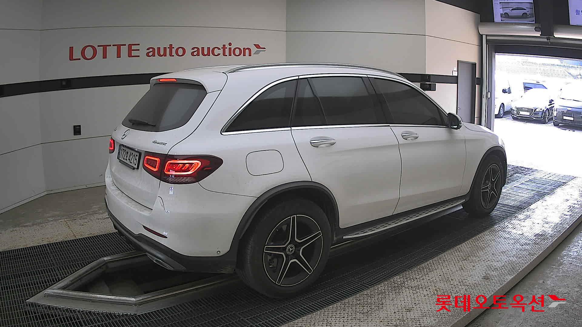 Mercedes-Benz GLC-Class - 19
