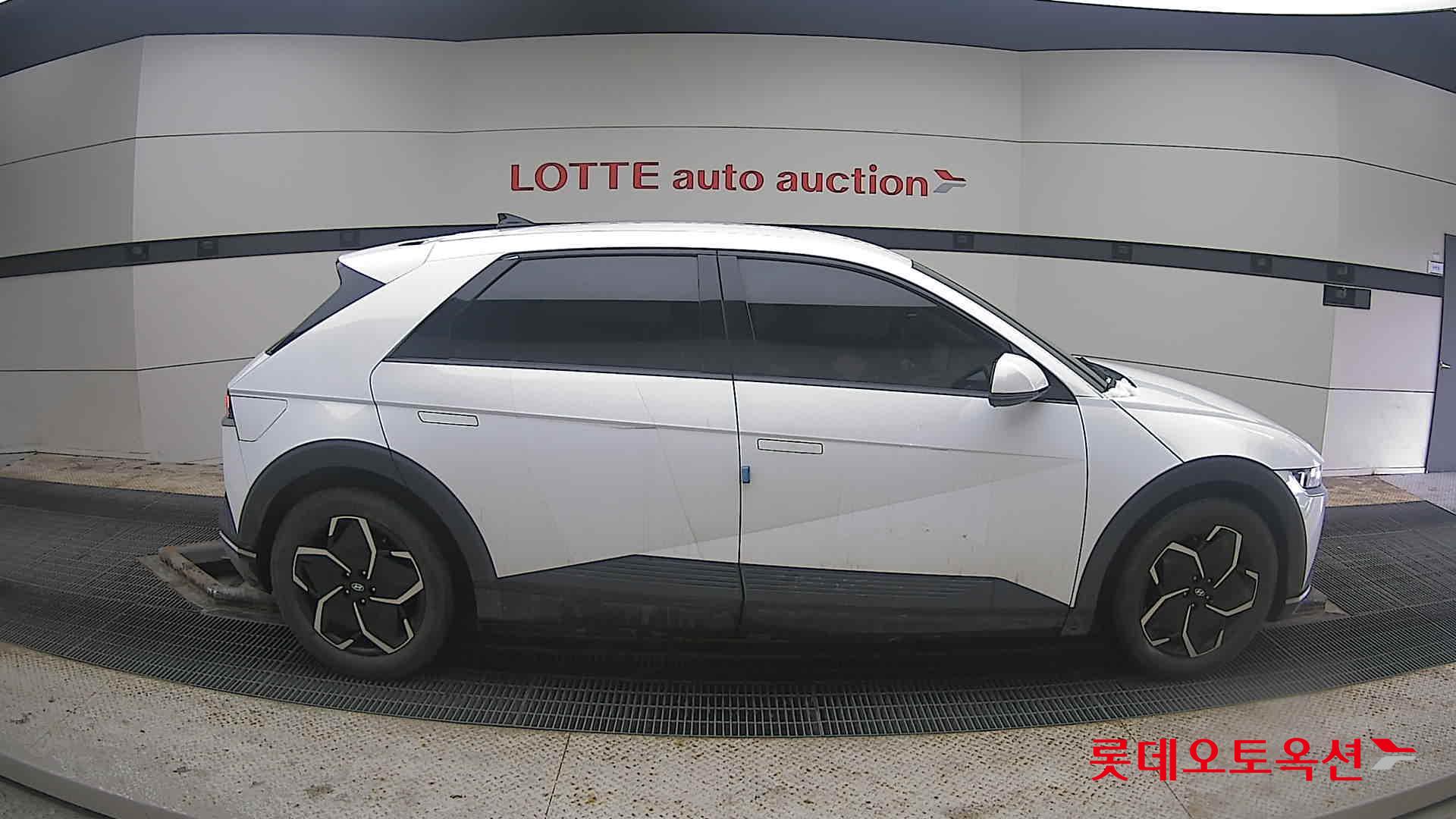 هيونداي أيونيك 5 2022 - صورة 21