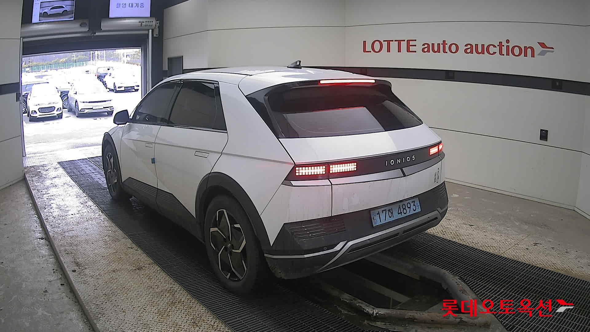 هيونداي أيونيك 5 2022 - صورة 4