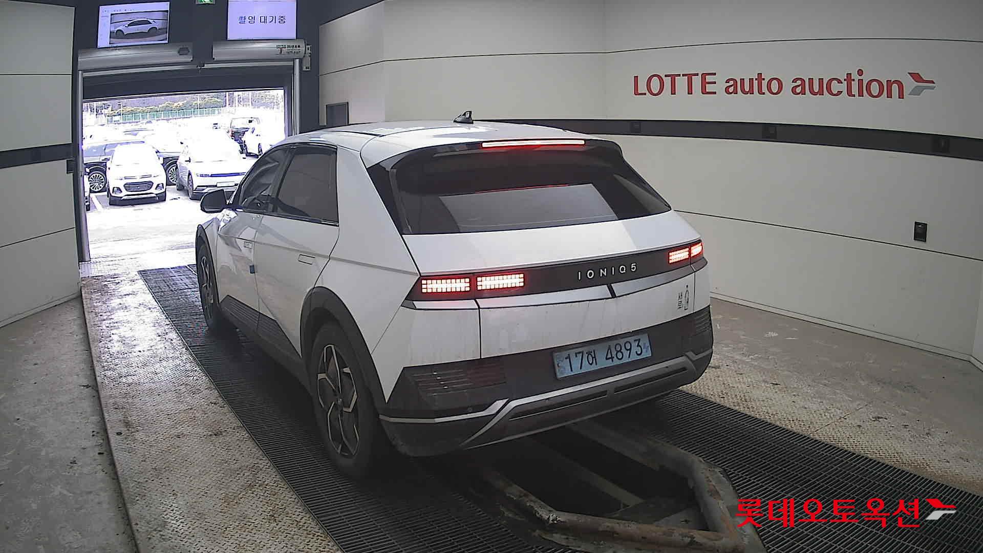 هيونداي أيونيك 5 2022 - صورة 16