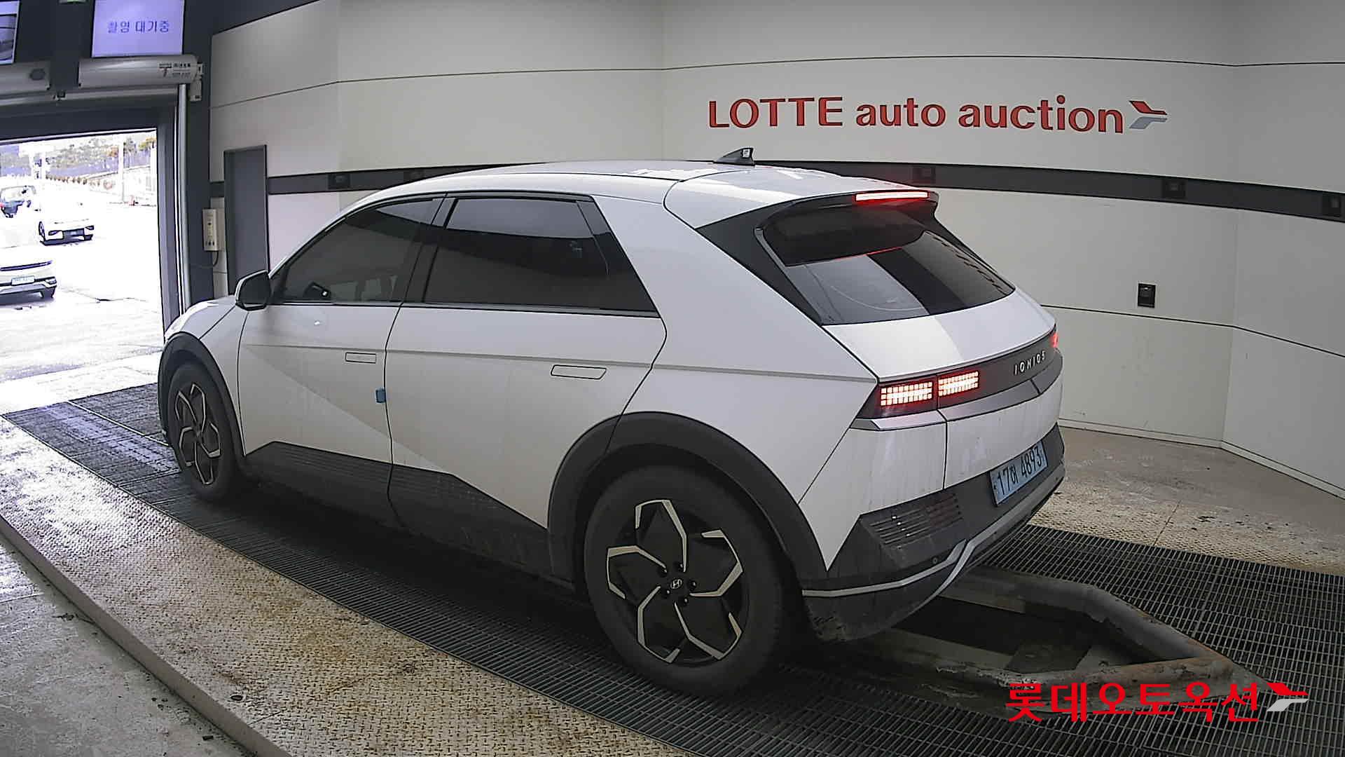 هيونداي أيونيك 5 2022 - صورة 15