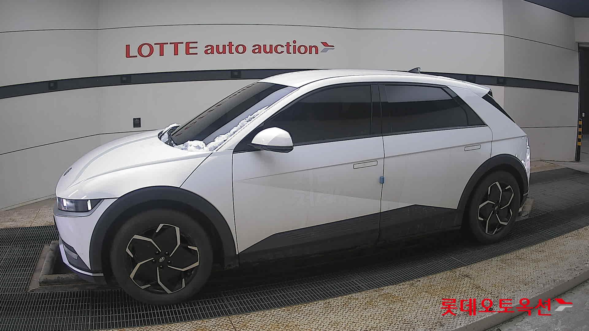 هيونداي أيونيك 5 2022 - صورة 12