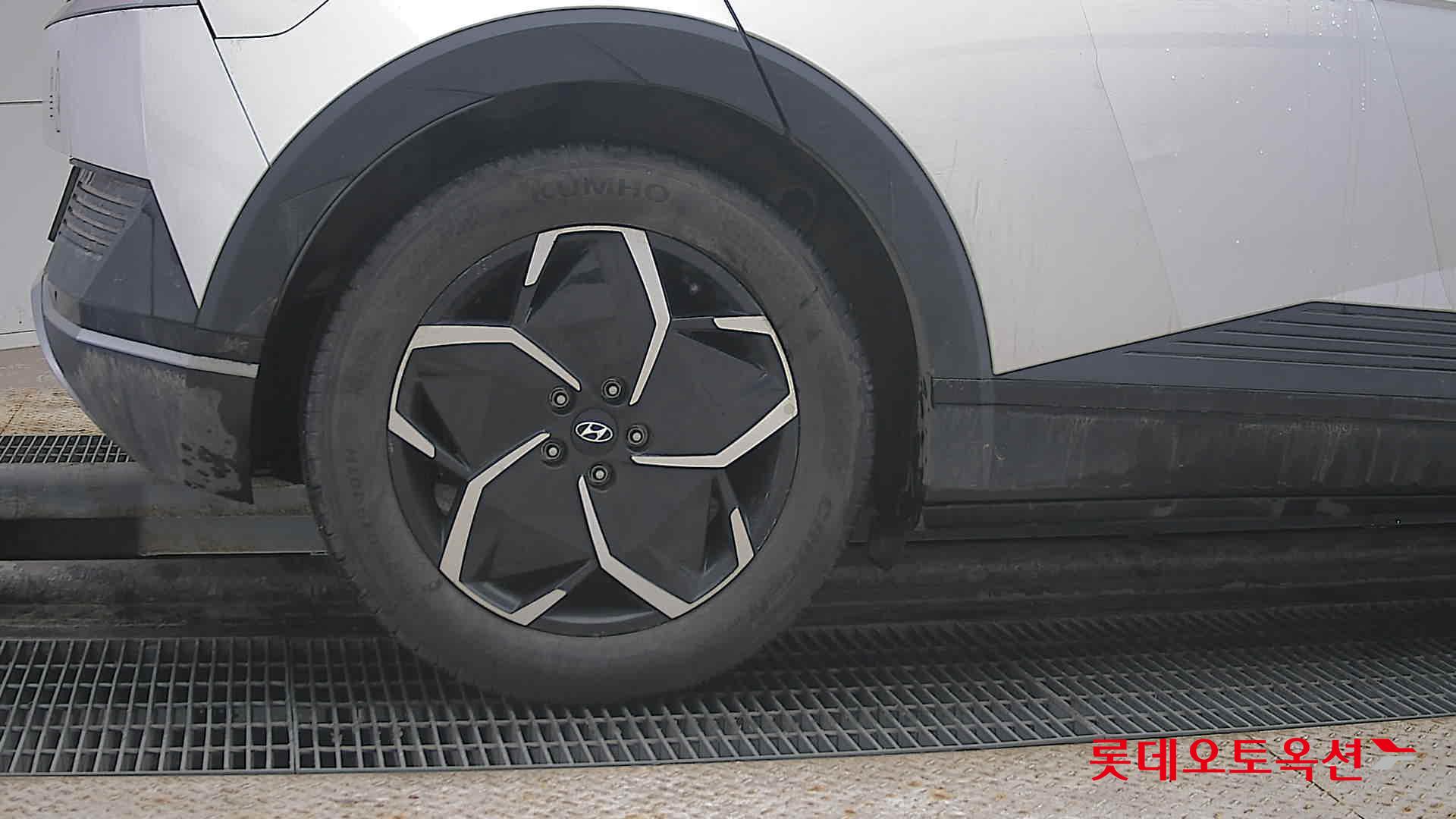 هيونداي أيونيك 5 2022 - صورة 28