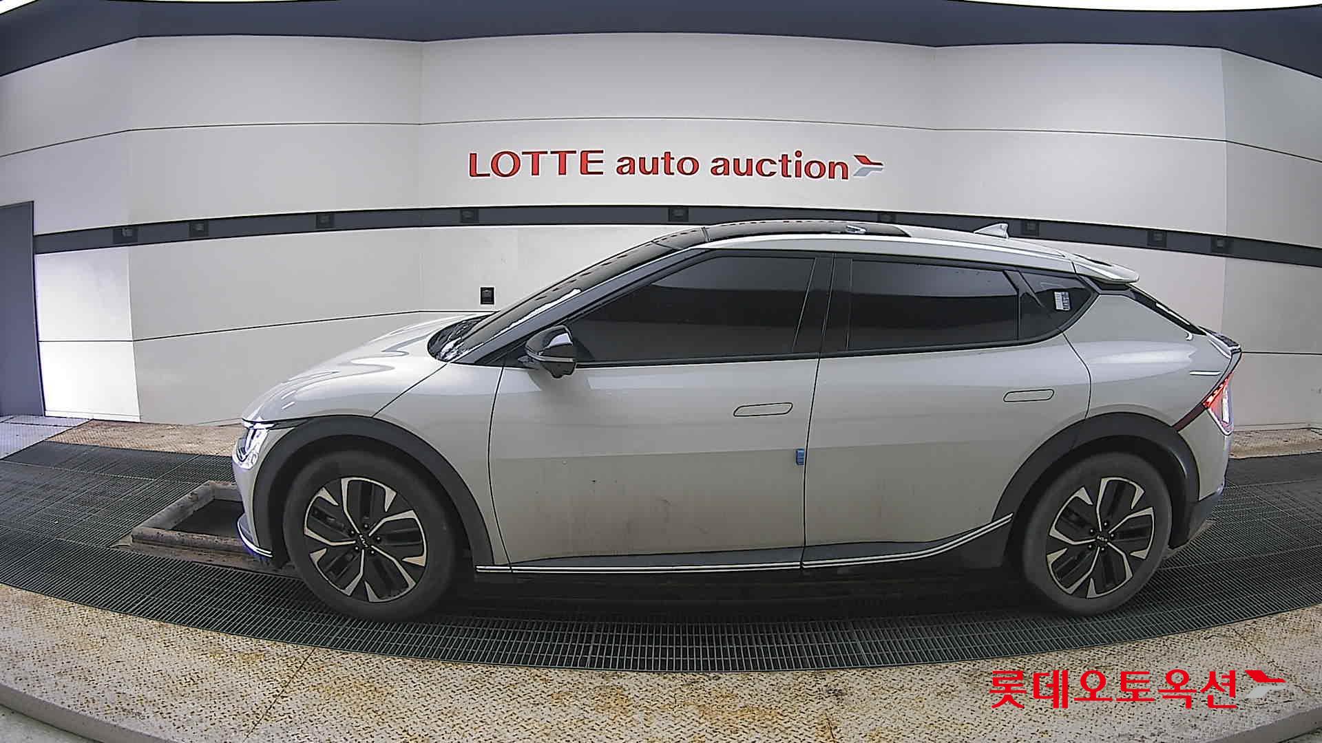 Kia EV6 2022 - Image 13