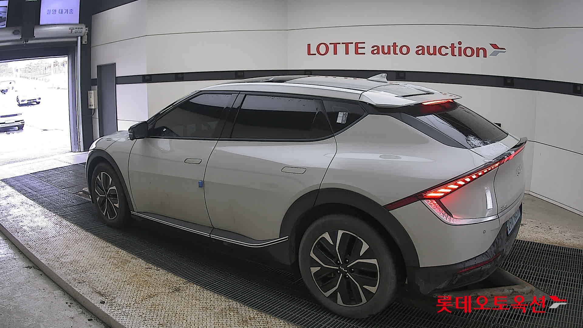 Kia EV6 2022 - Image 15