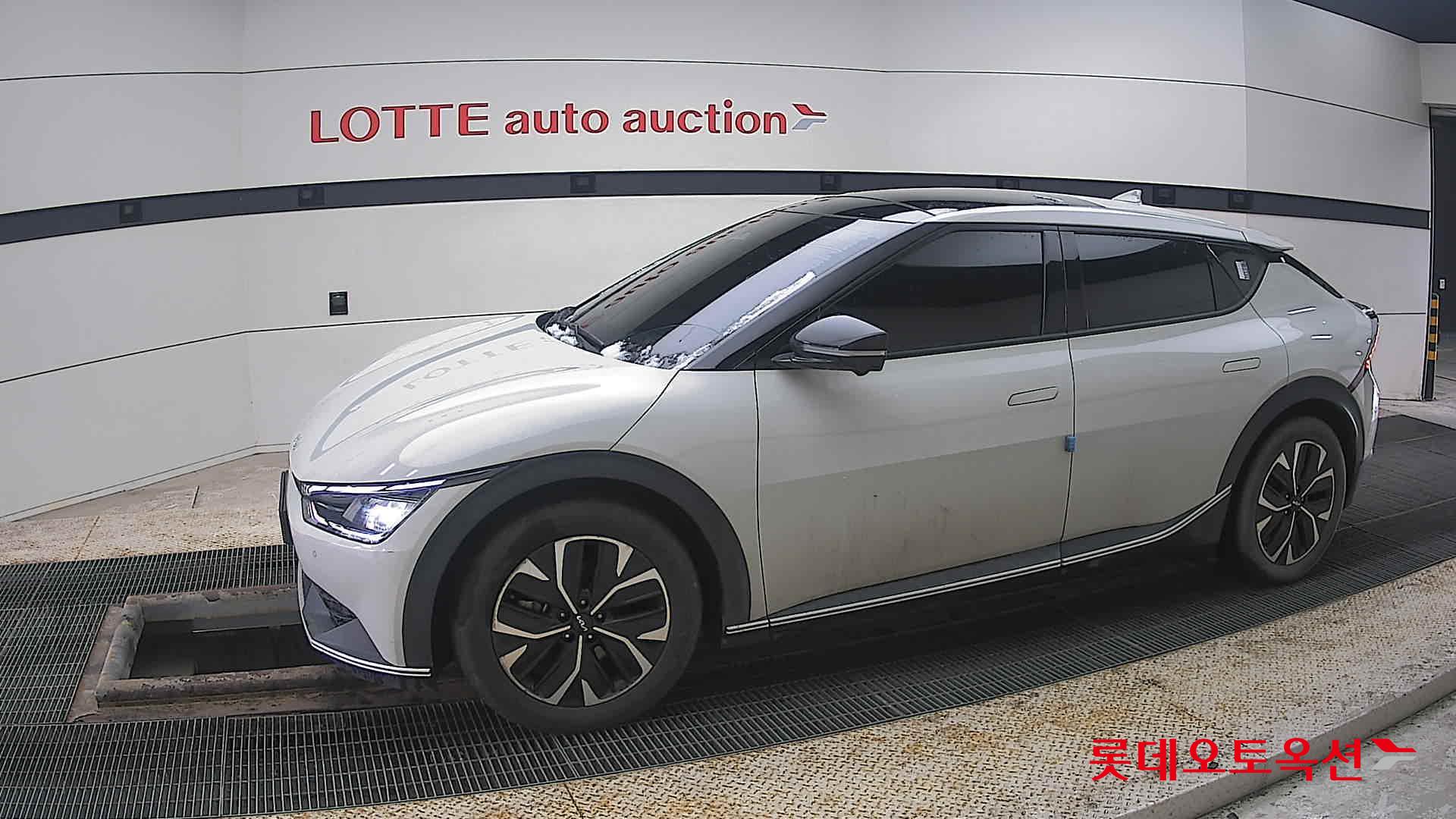 Kia EV6 2022 - Image 12