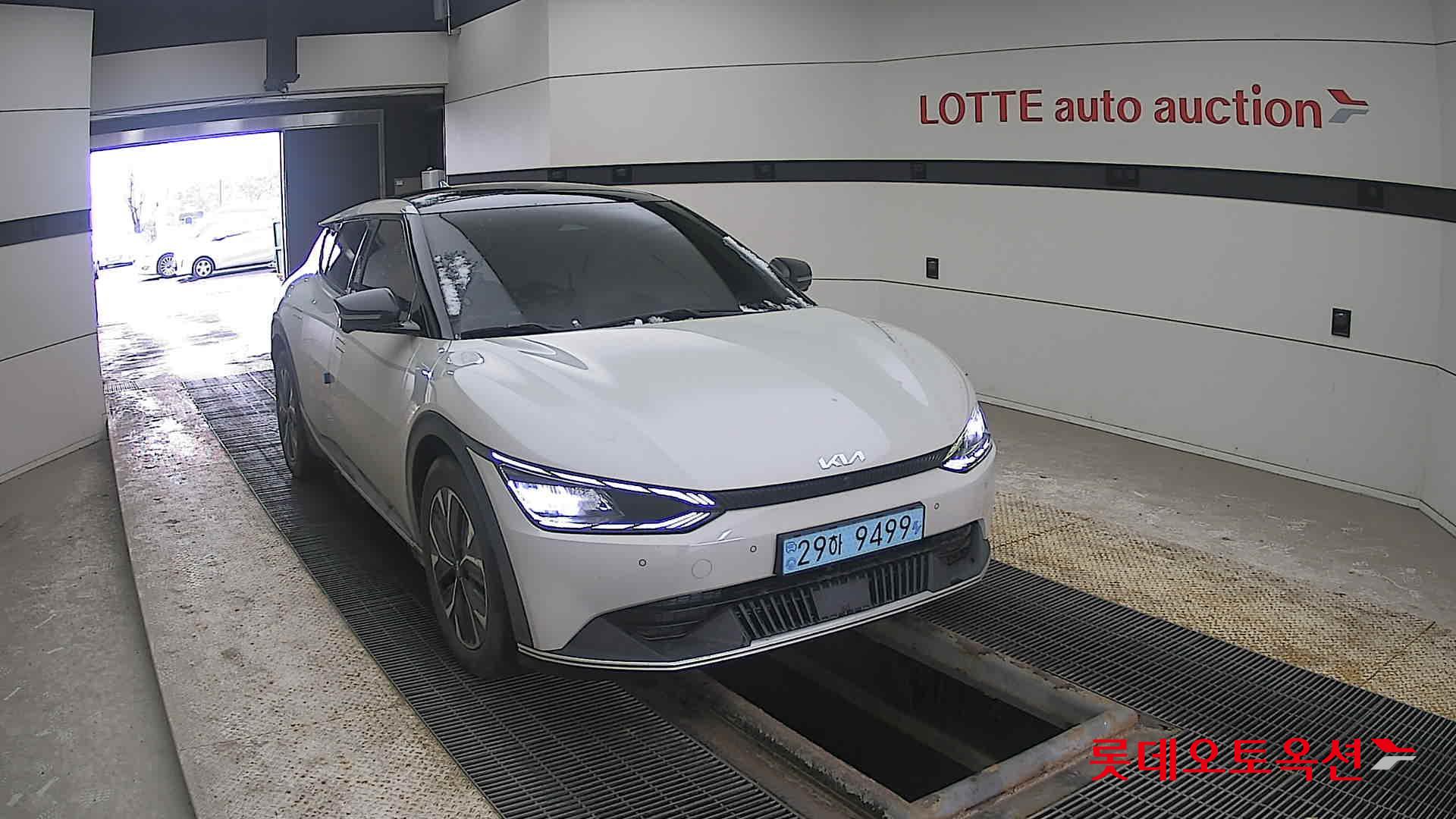 Kia EV6 2022 - Image 24