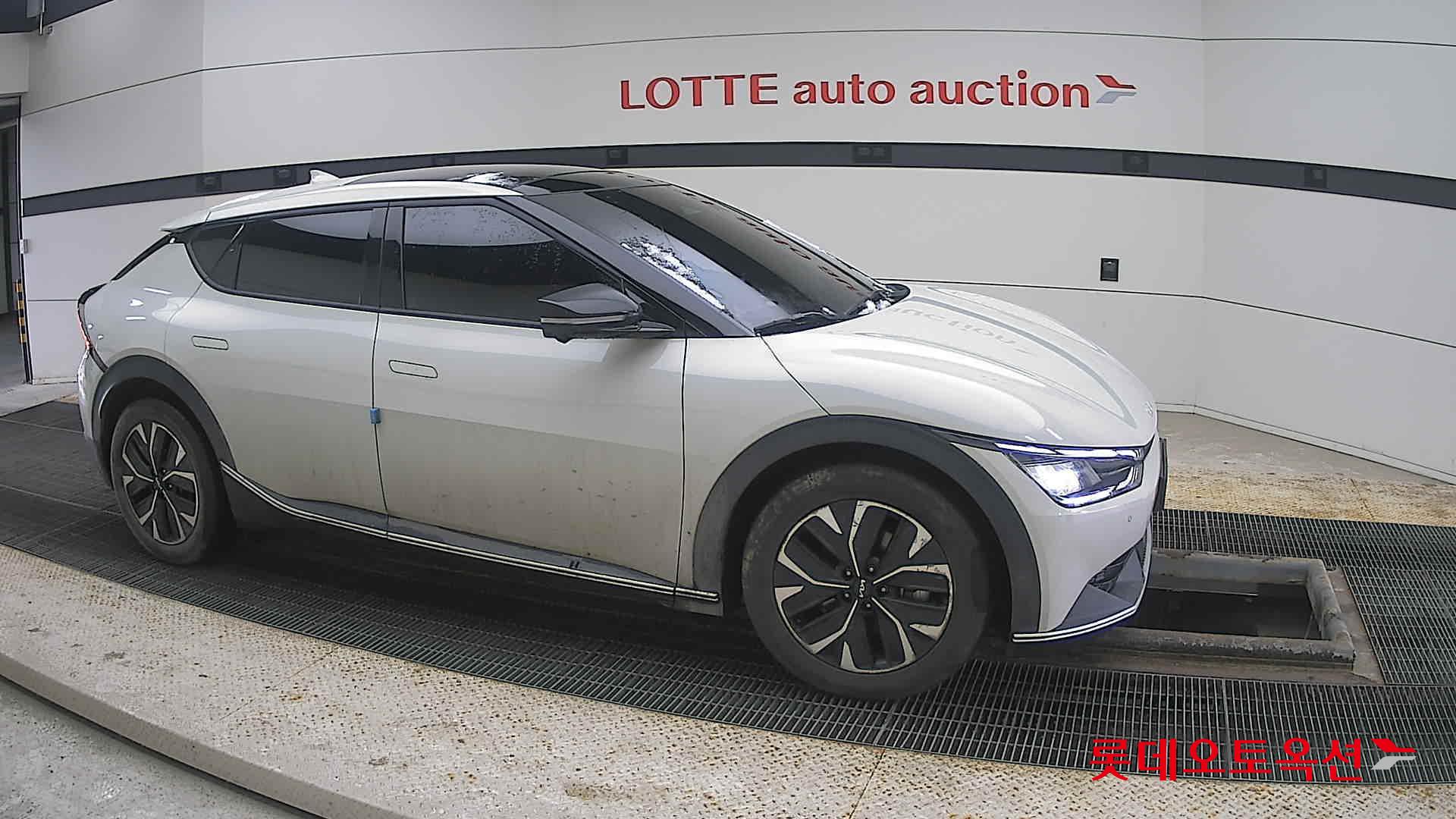 Kia EV6 2022 - Image 22