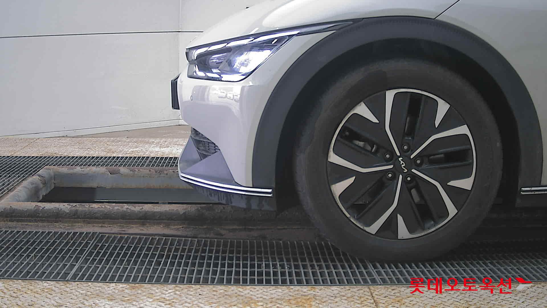 Kia EV6 2022 - Image 25