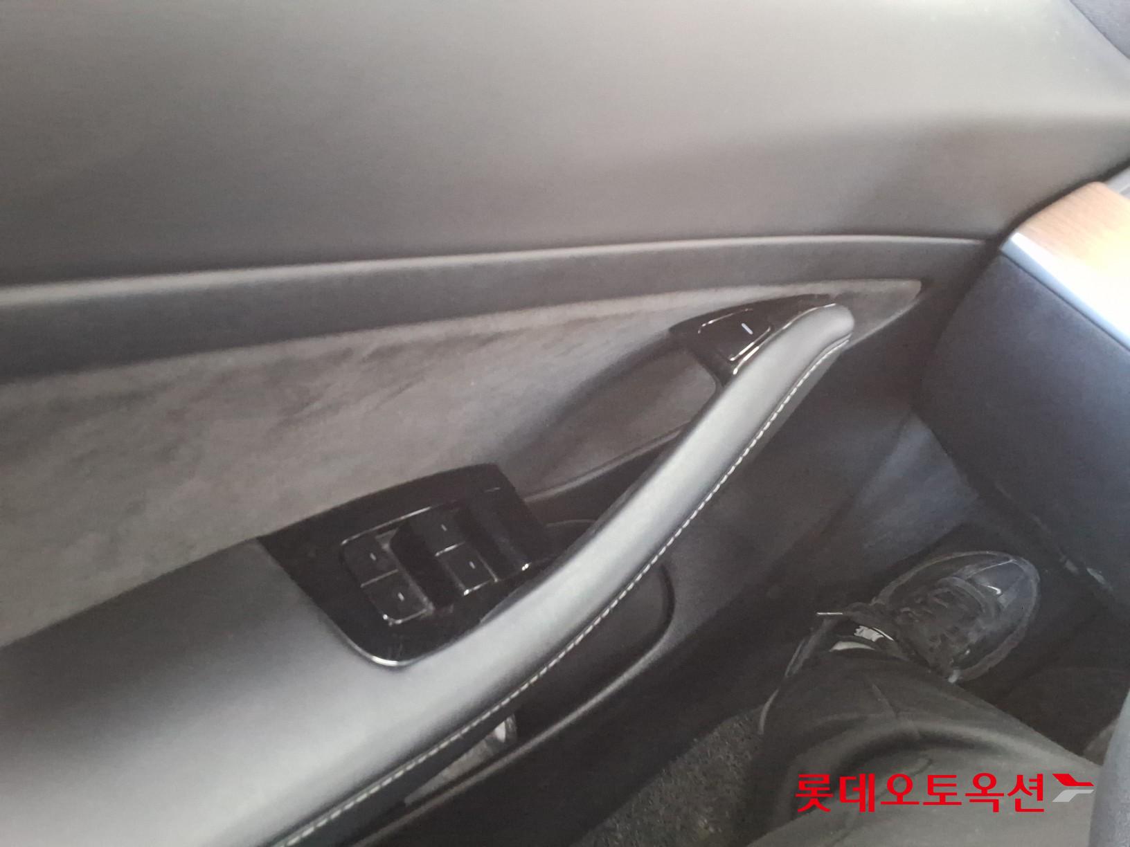 Tesla Model 3 Standard Range Plus RWD id 3816434 из Кореи 28